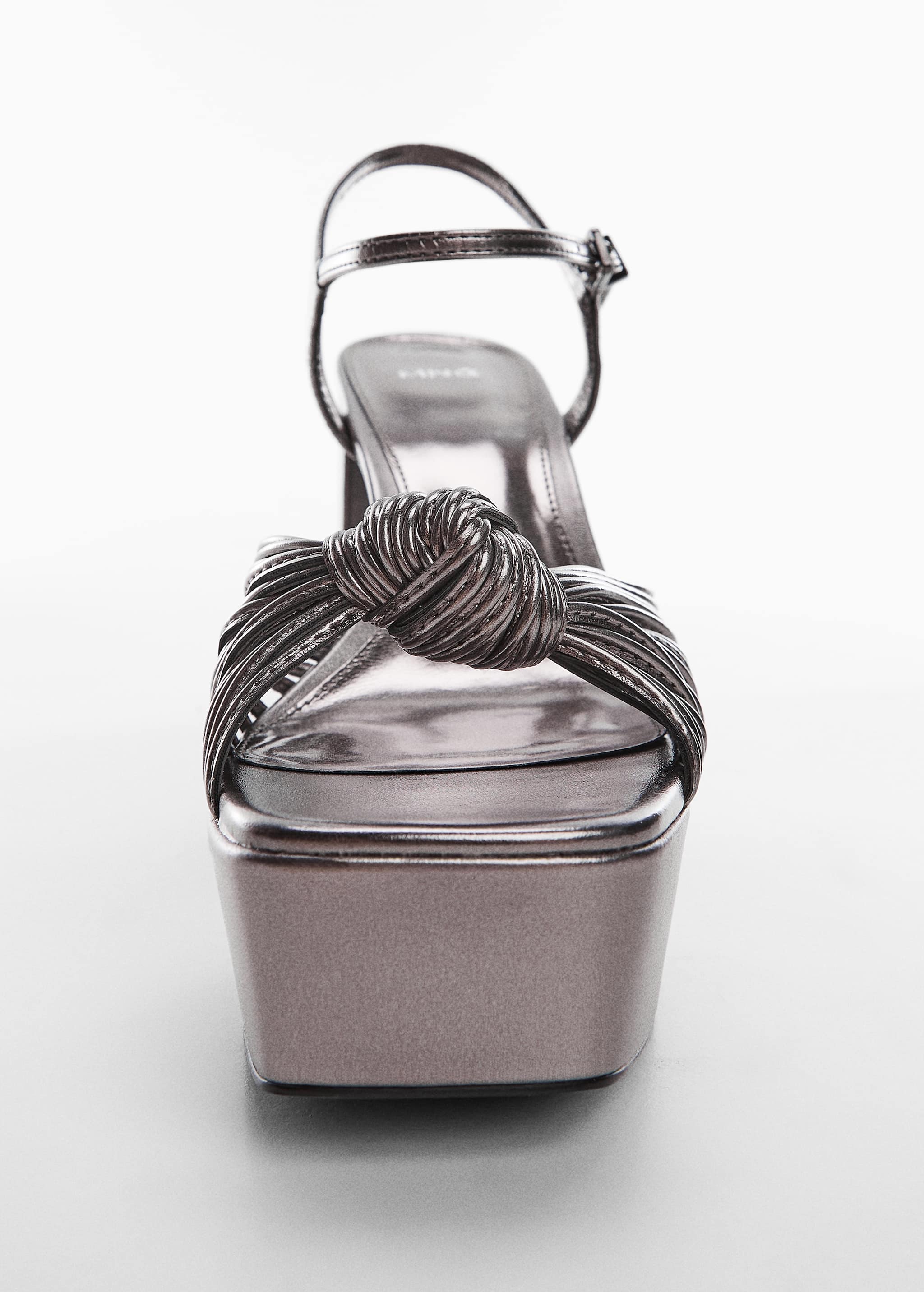 High Heels-Sandalen mit Knotendetail - Detail des Artikels 2