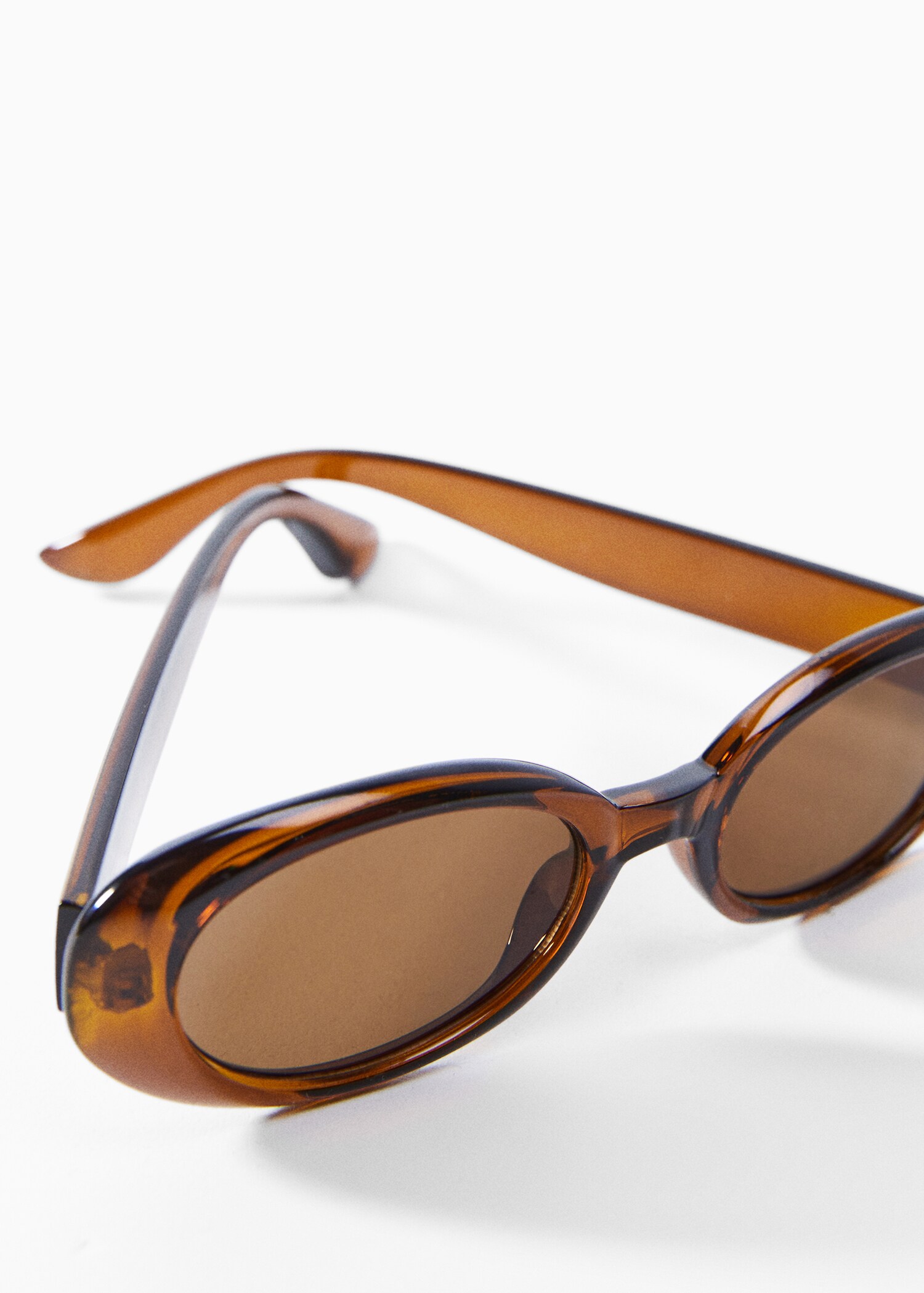 Oval sunglasses - Details of the article 5