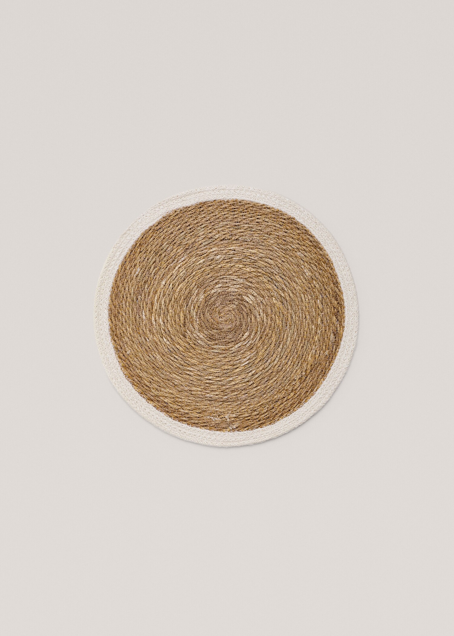 Natural fiber round placemat - Article without model