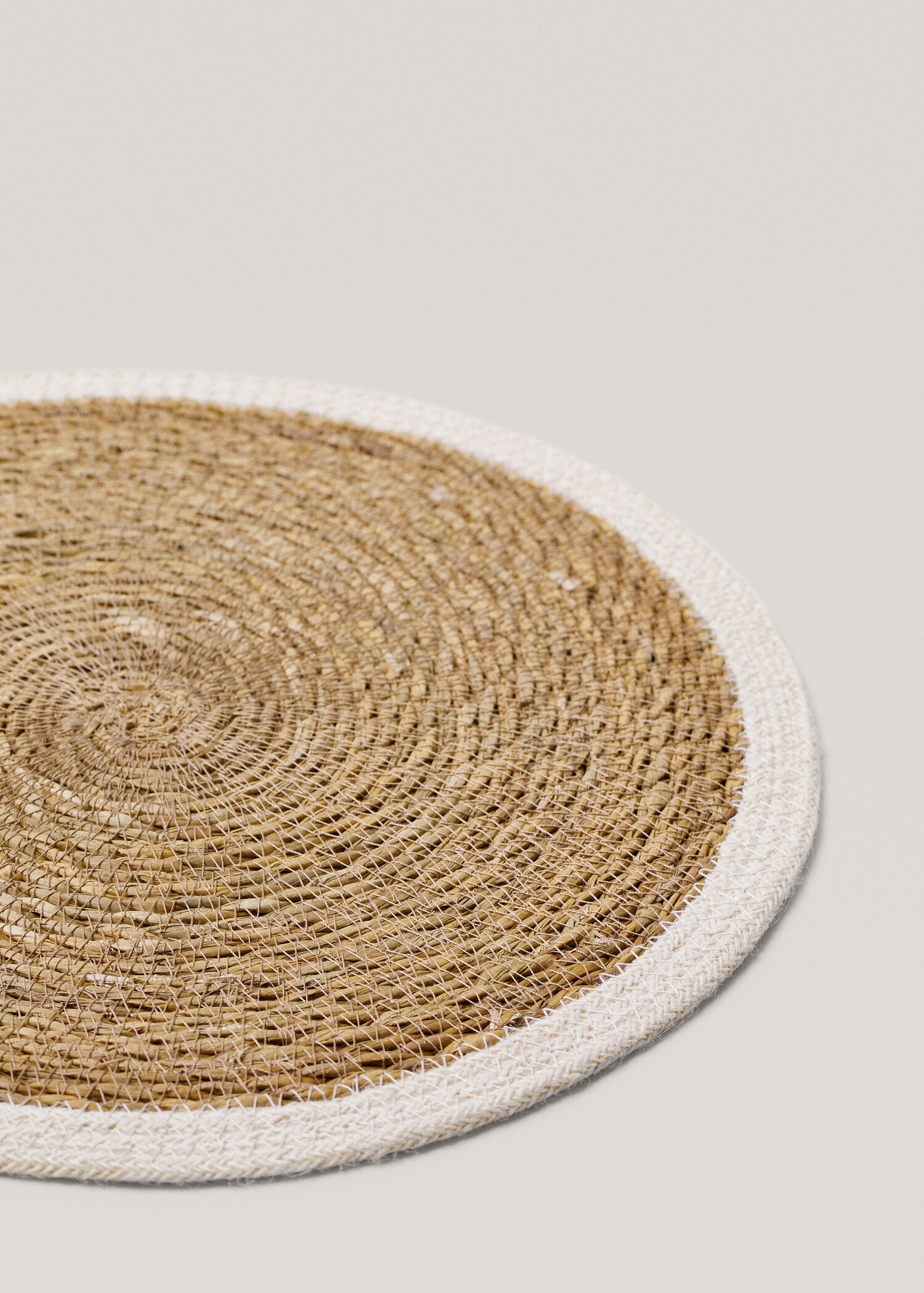 Natural fiber round placemat - Details of the article 1