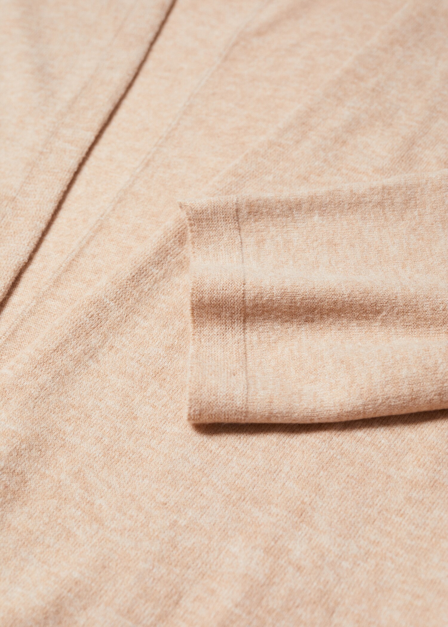 Lange Strickjacke - Detail des Artikels 8