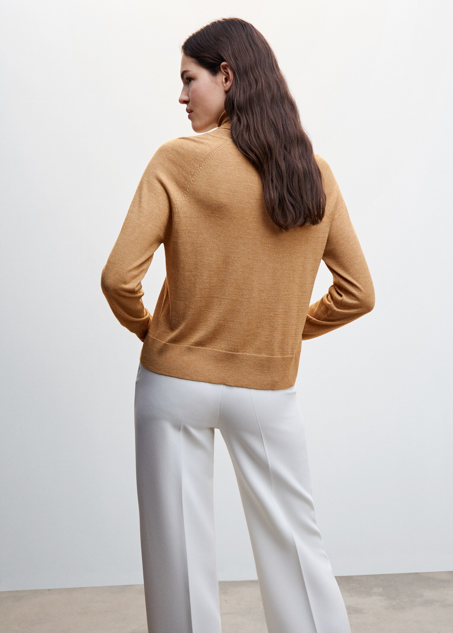 Pull-over maille fine col roulé - Verso de l’article