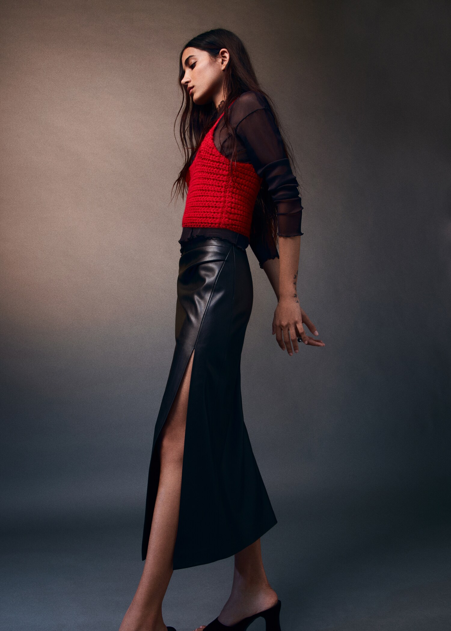Leather-effect pencil skirt - Details of the article 6