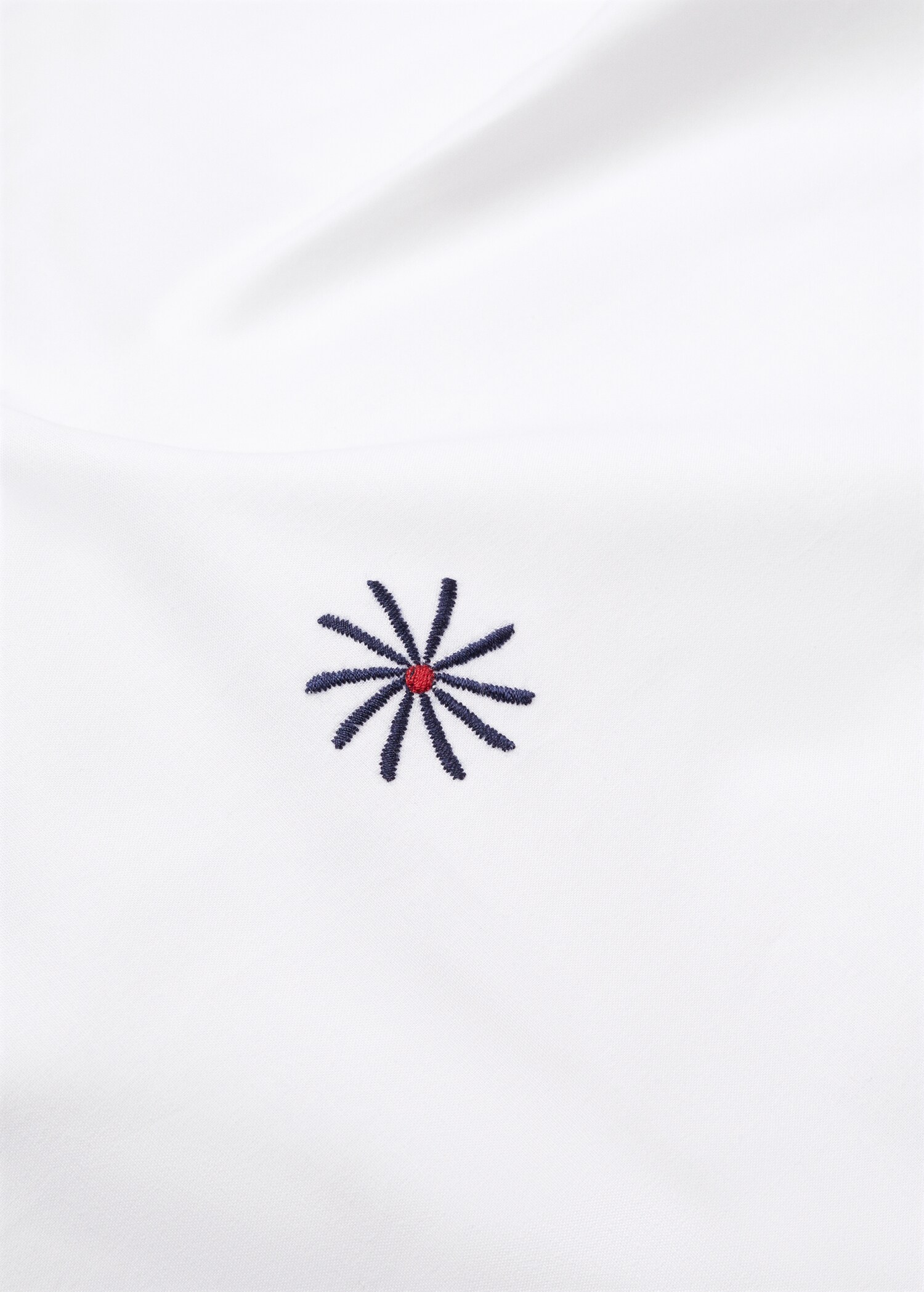 Embroidered pillow case 45x110cm - Details of the article 4