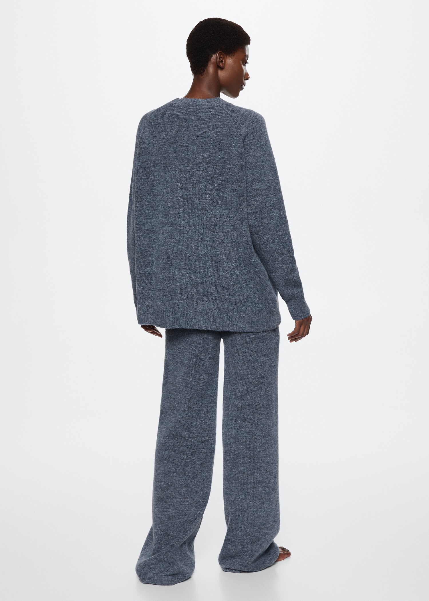 Oversize knit sweater - Reverse of the article