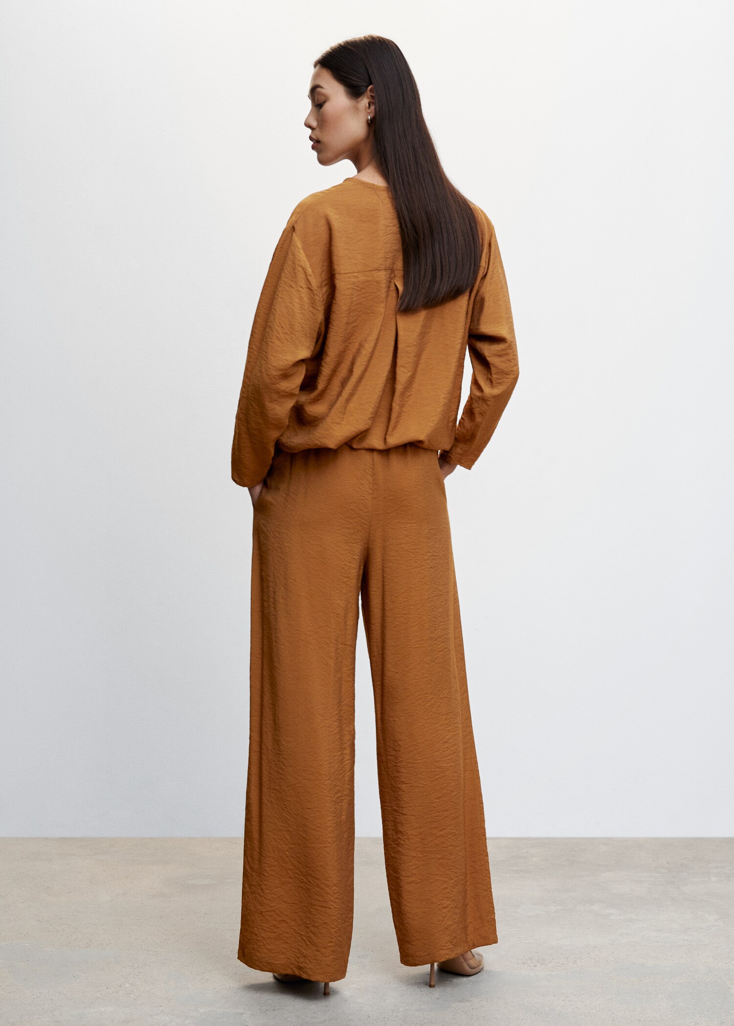 Satin palazzo pants - Reverse of the article