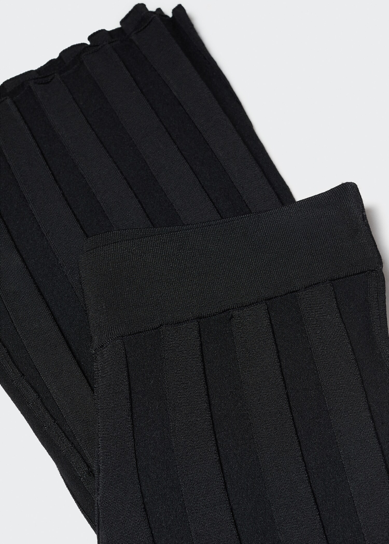 Ausgestellte Strickhose - Detail des Artikels 8