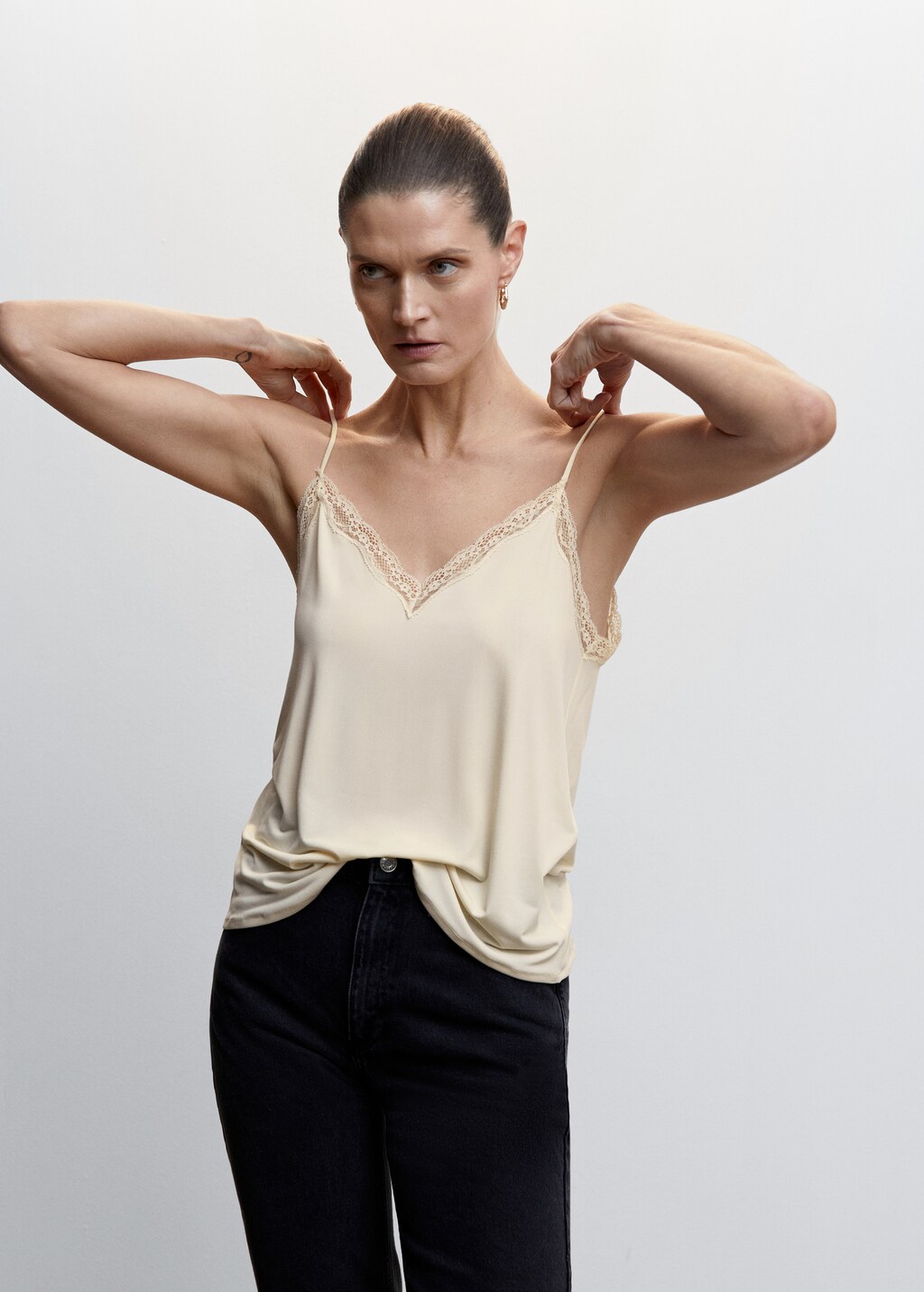 Top lencero encaje