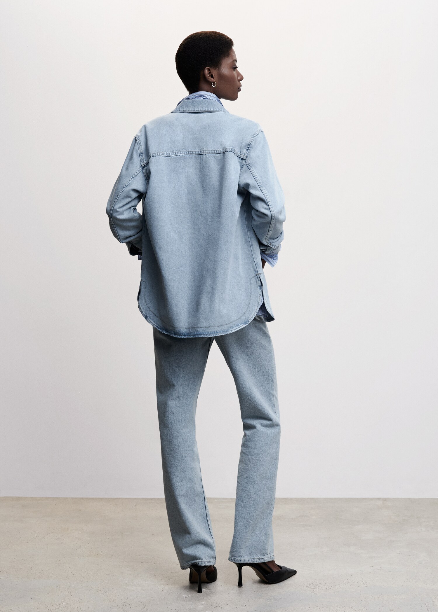 Surchemise jean oversize - Verso de l’article