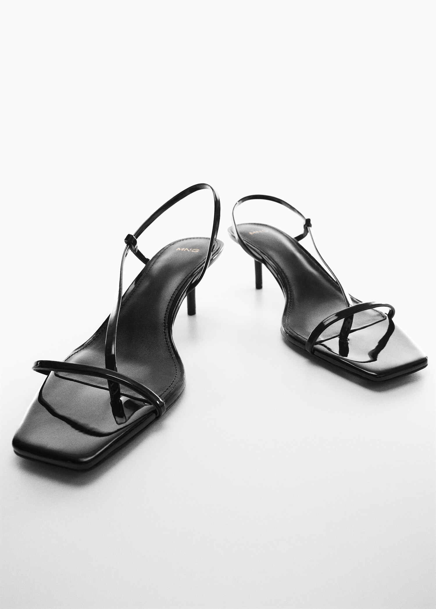 Strappy heeled sandals - Details of the article 5