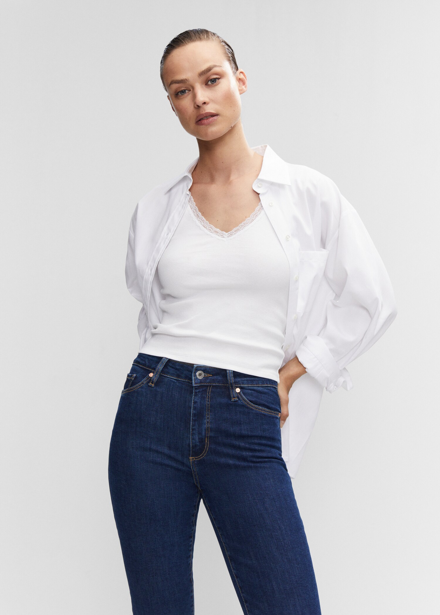 High-rise skinny jeans - Details of the article 1