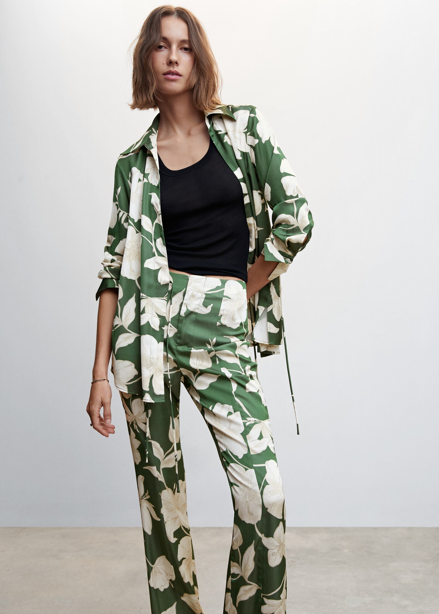 Flared floral-print pants - Details of the article 1