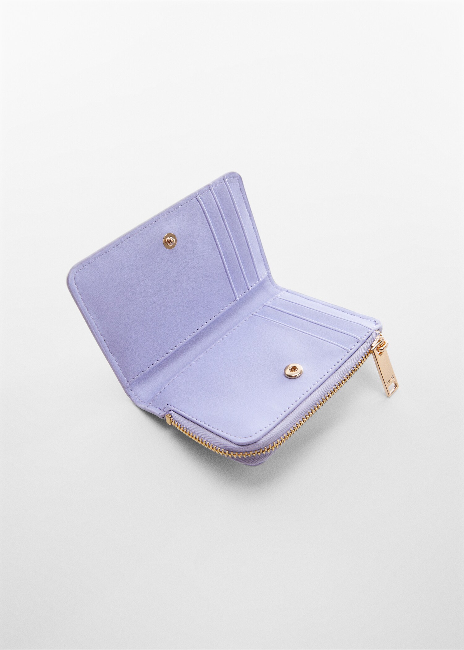 Textured wallet with embossed logo - Medium plane