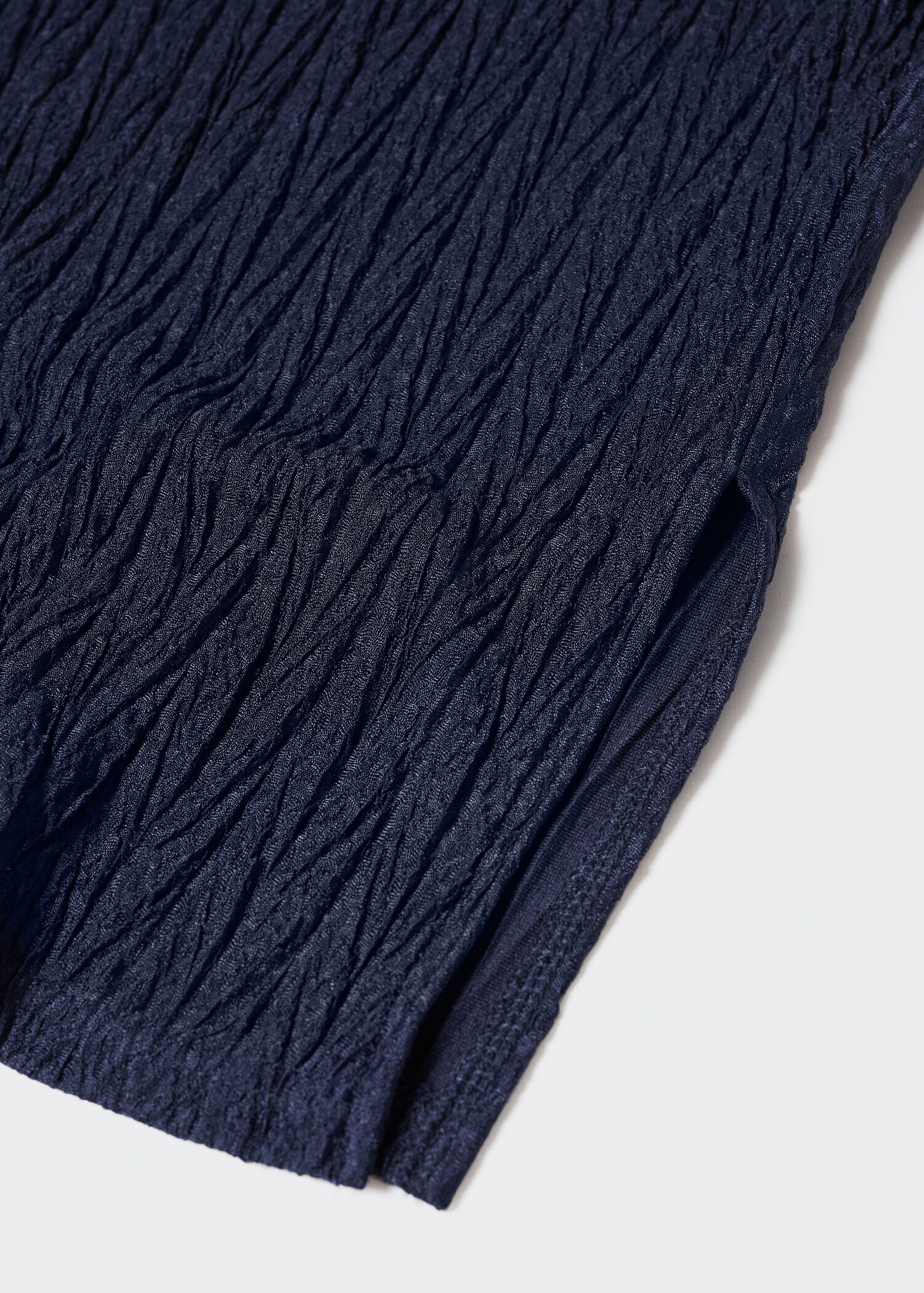 Off-shoulders textured T-shirt - Details of the article 8