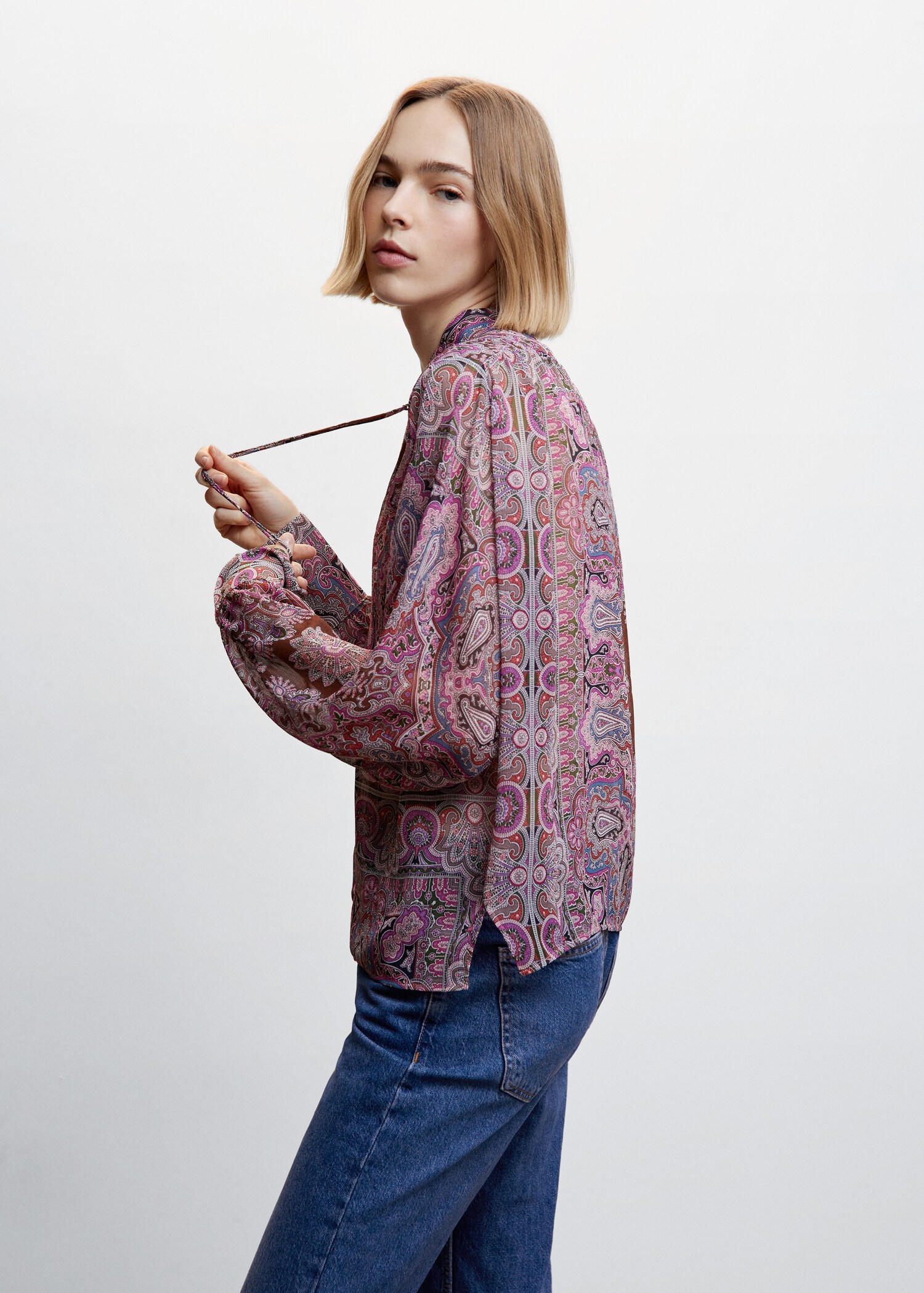 Bow printed blouse - Details of the article 6