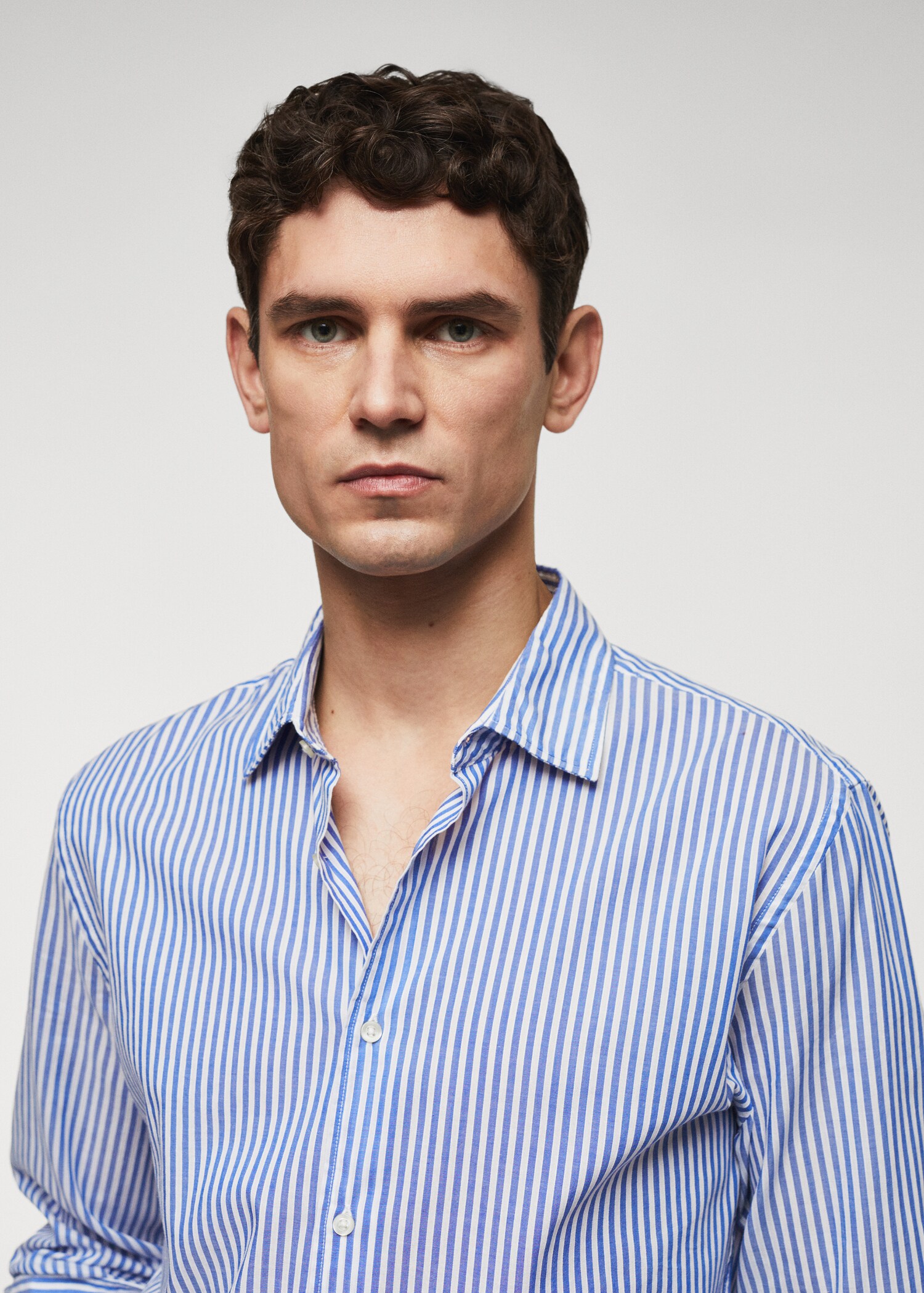 Slim Fit-Hemd aus 100 % Baumwolle - Detail des Artikels 1