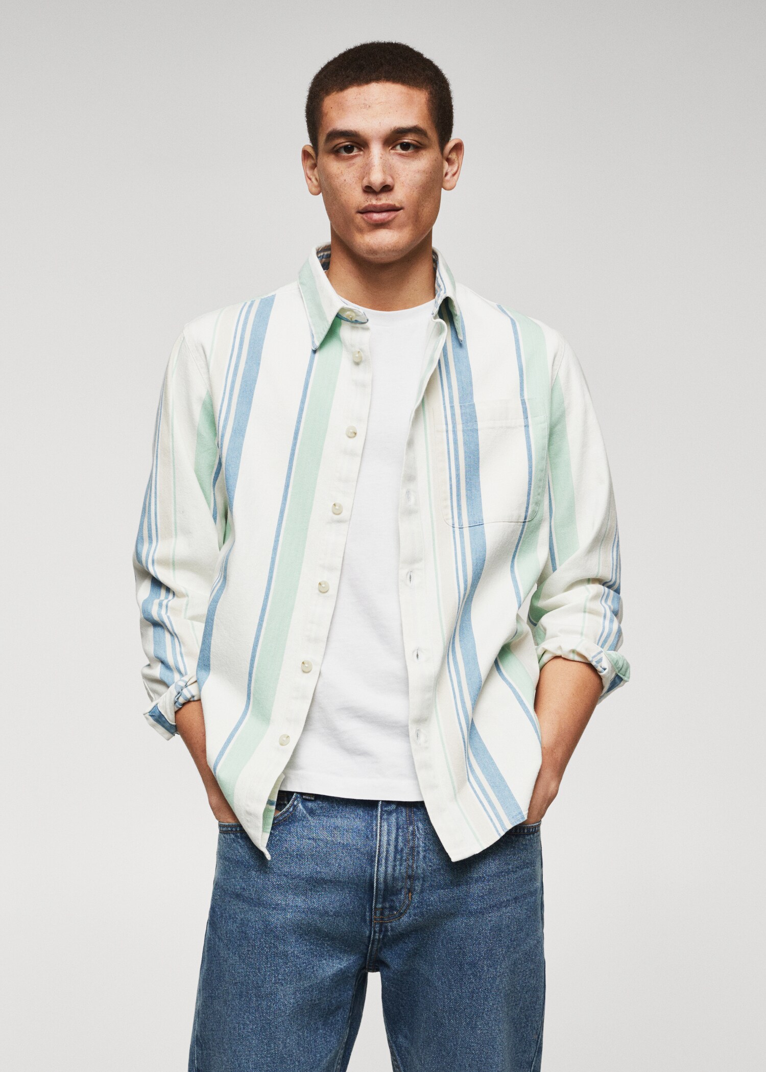 Camisa 100% algodón rayas - Plano medio