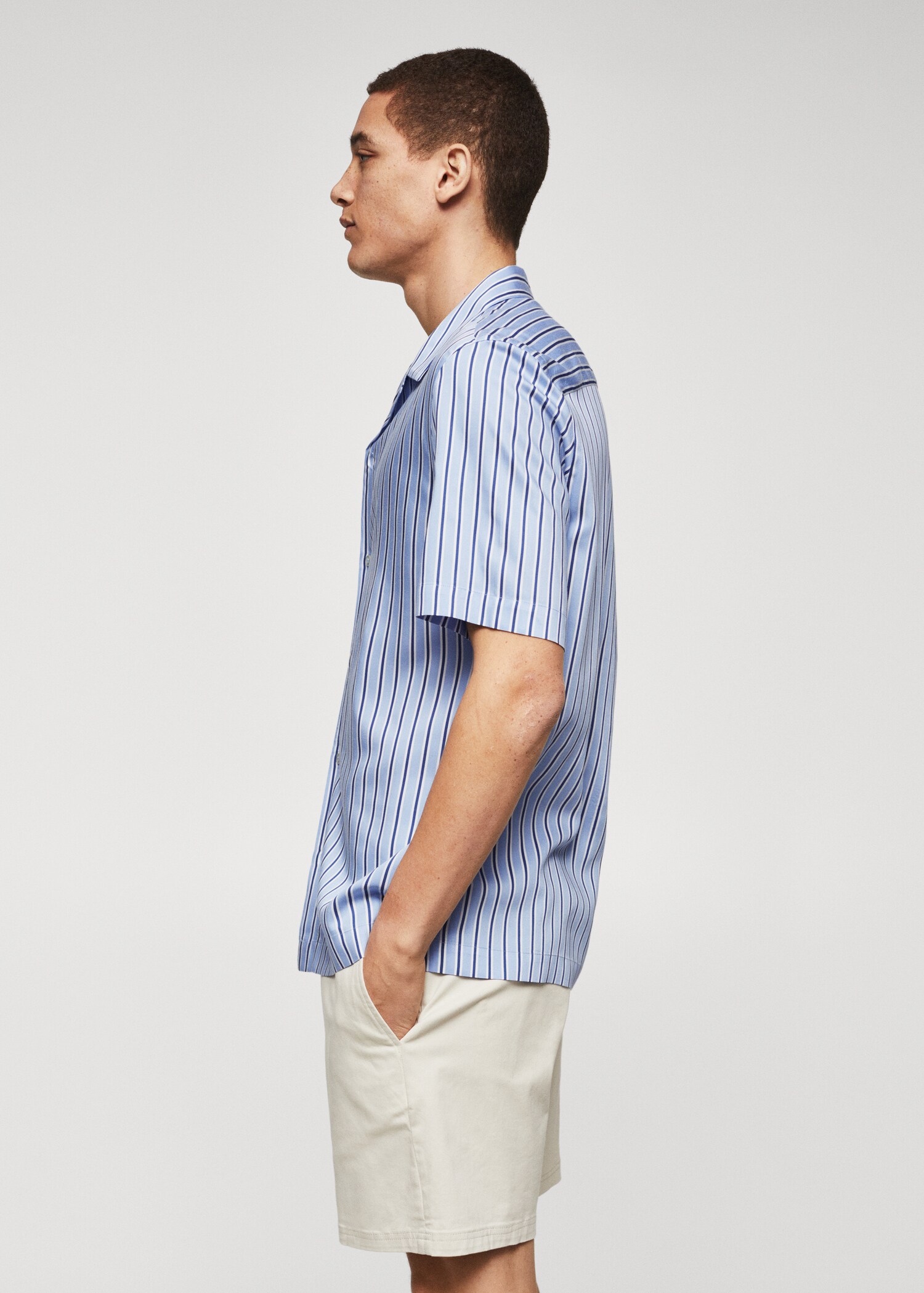 Gestreiftes Regular Fit-Bowlinghemd - Detail des Artikels 4