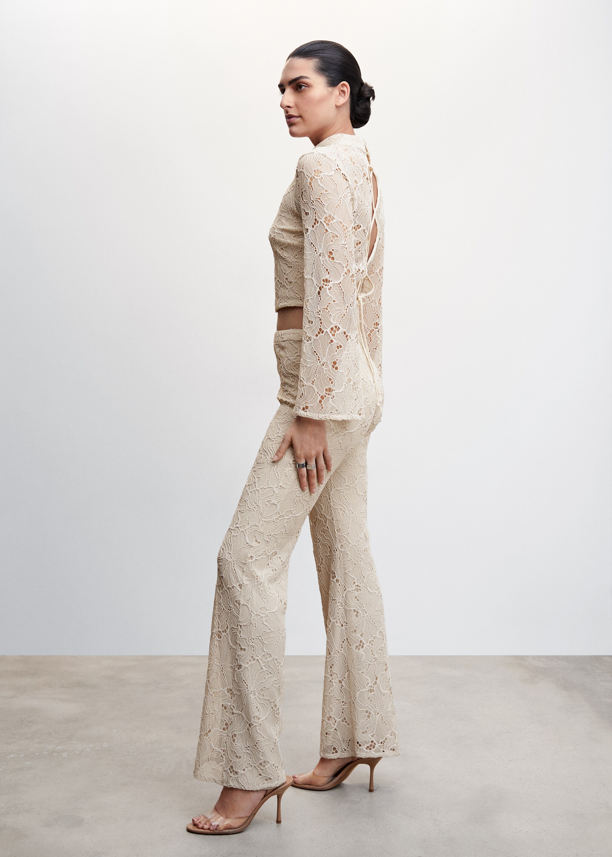 Lace flare trousers - Details of the article 4
