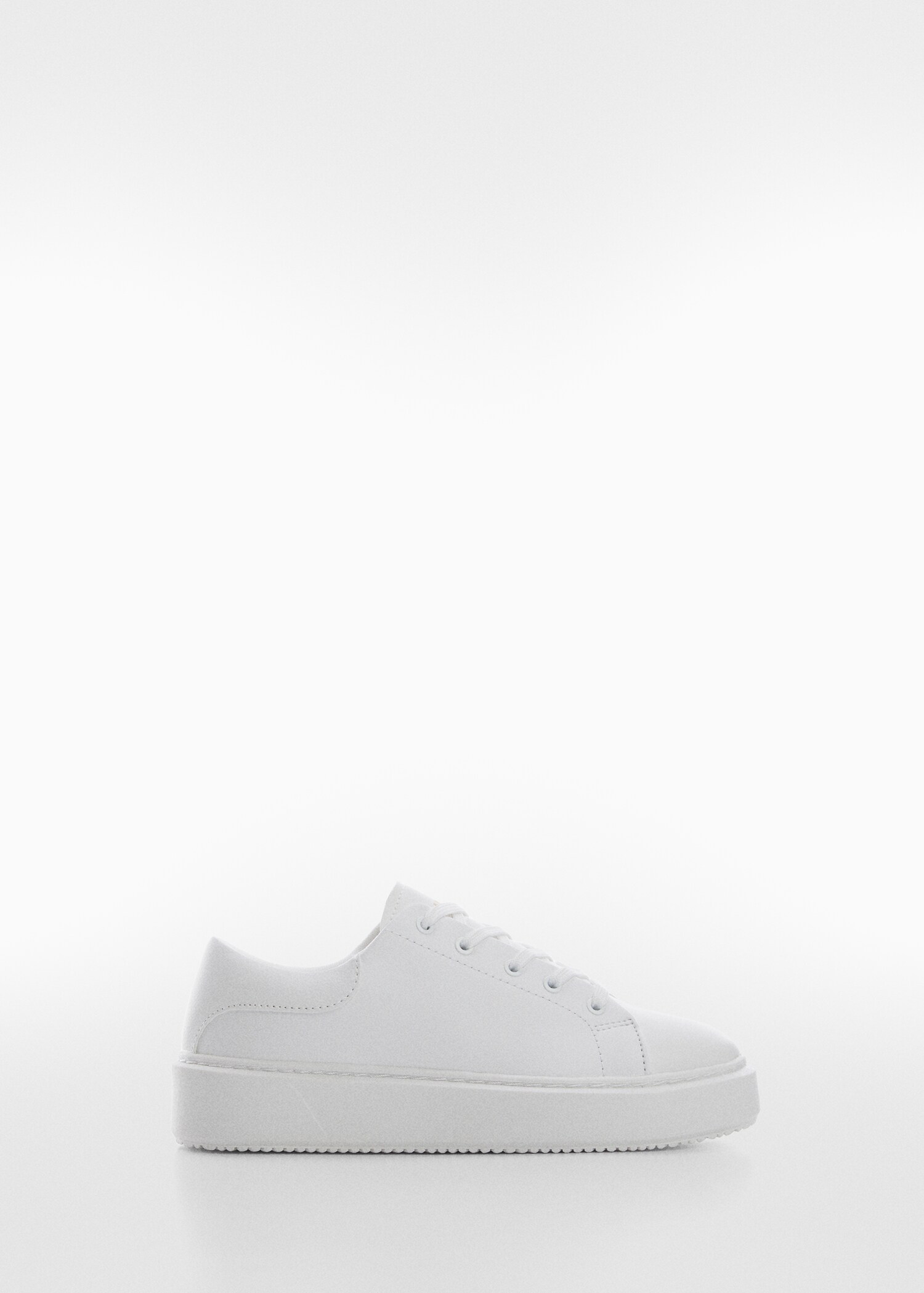 Platåsneakers med snörning - Artikel utan modell