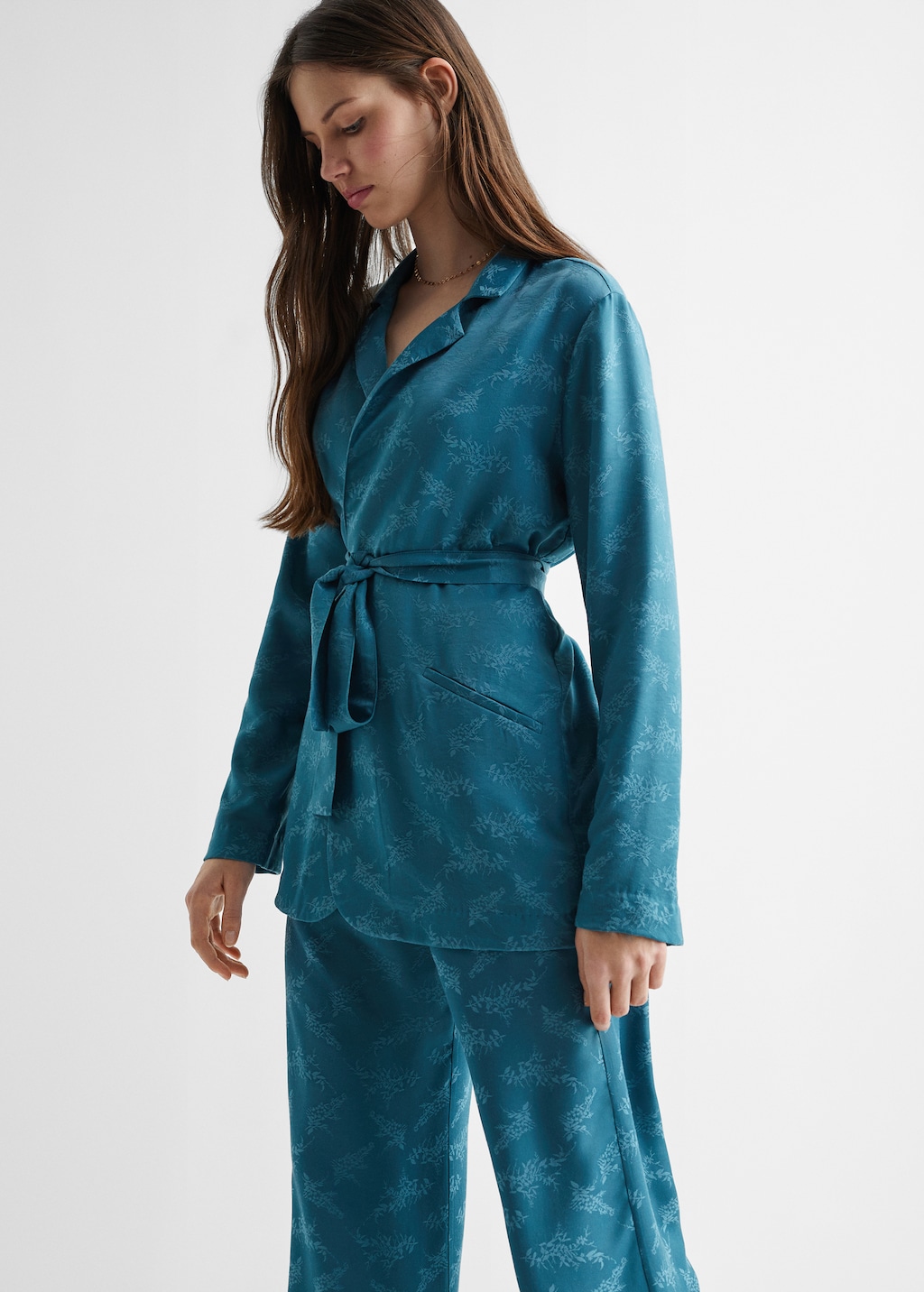 Sako s páskem - Teenagerka | MANGO OUTLET Czech Republic