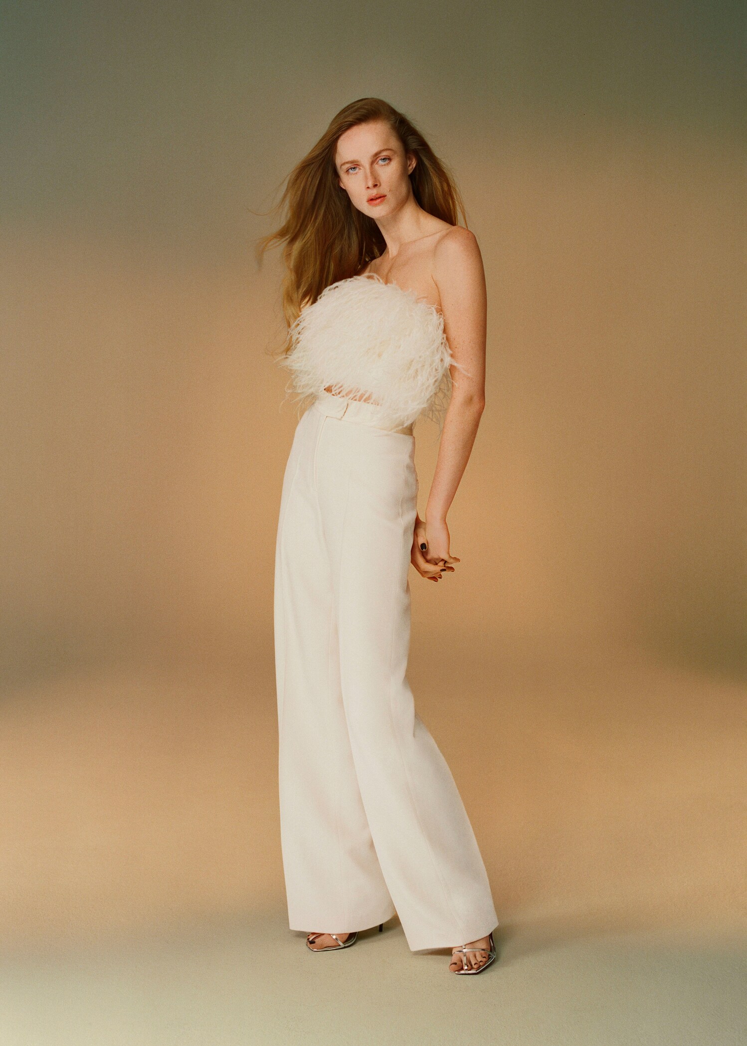 Feather bandeau-style top - Details of the article 6