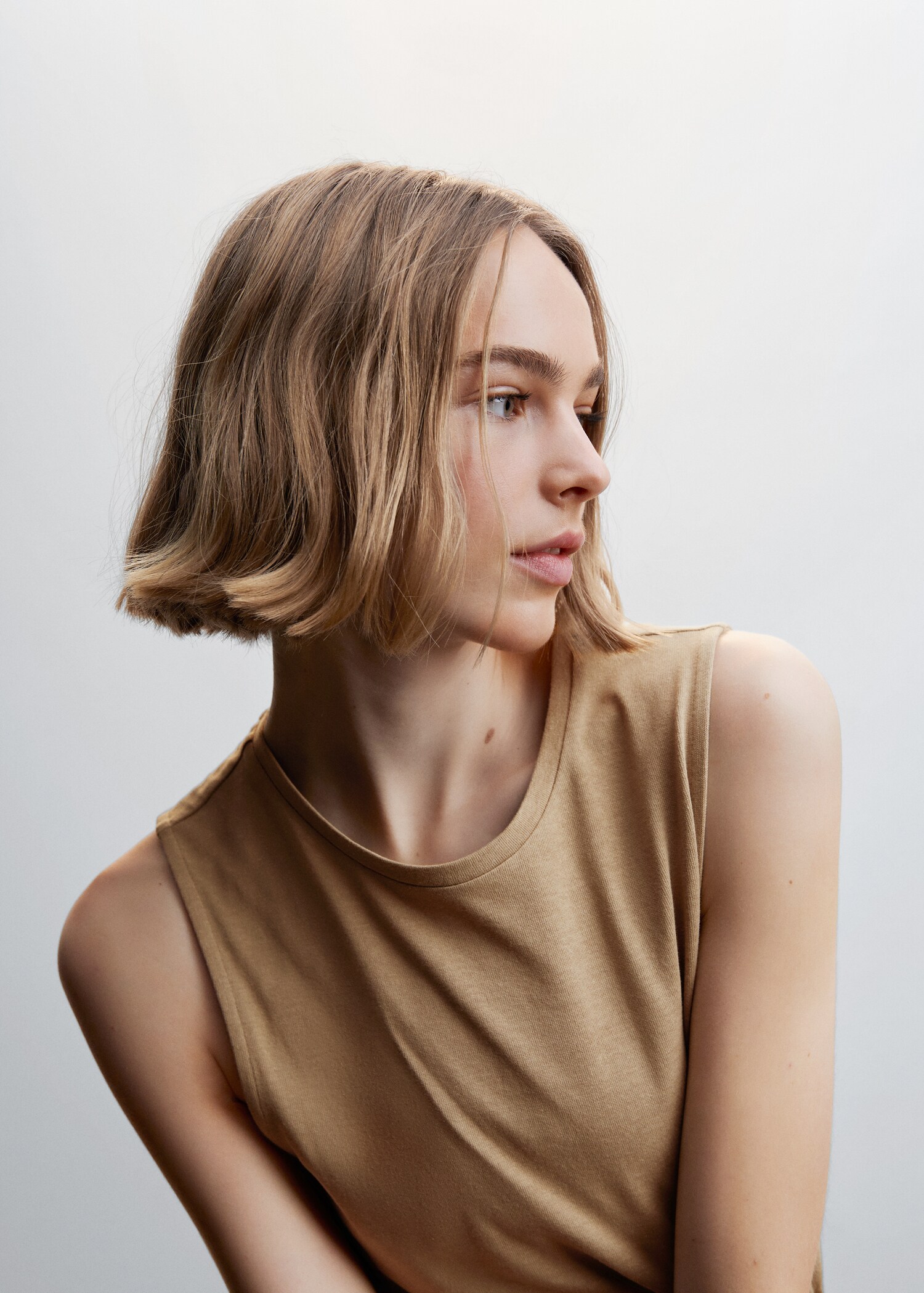Bow cut-out detail dress - Details of the article 1
