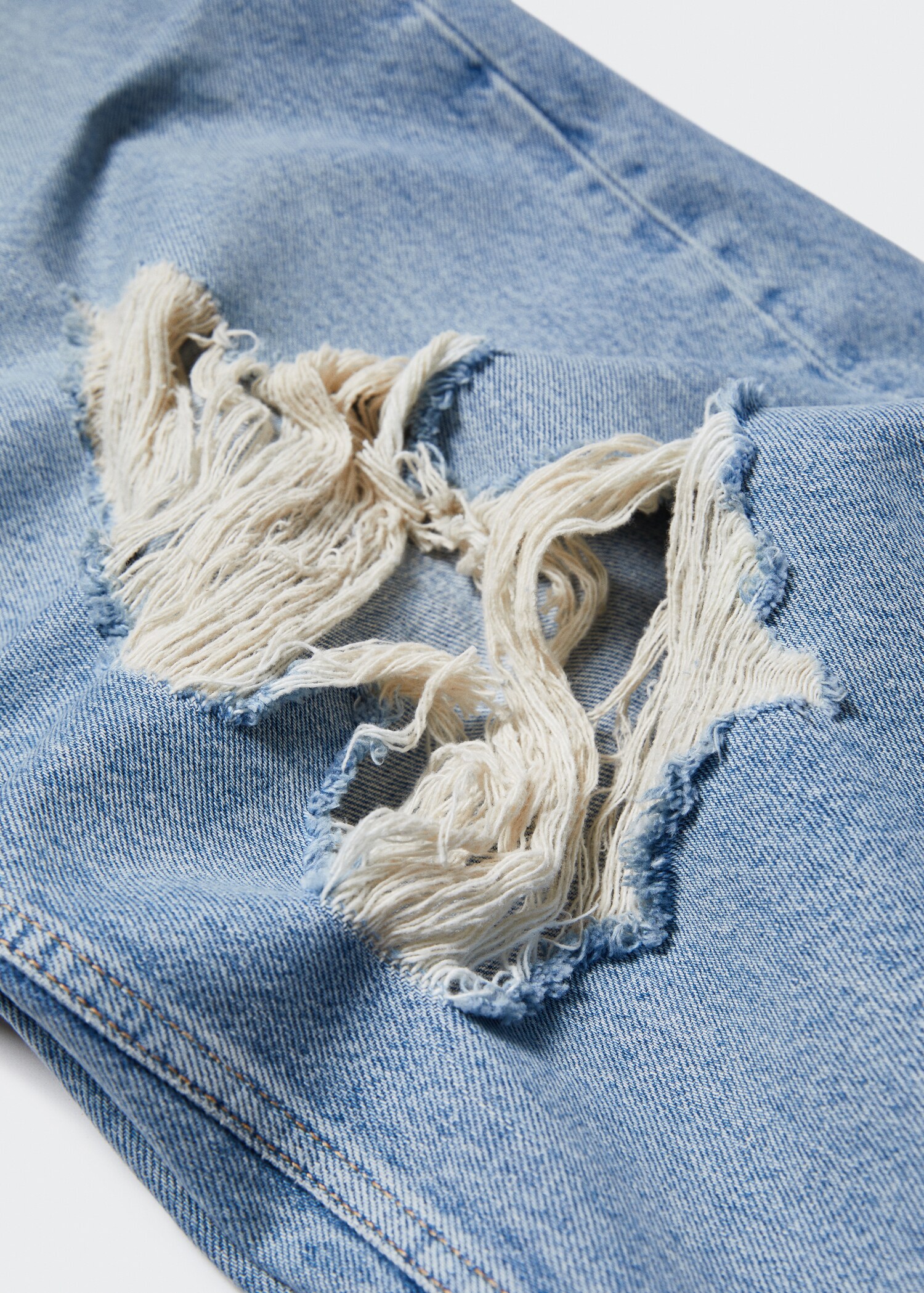 Wideleg Jeans mit Zierrissen - Detail des Artikels 8