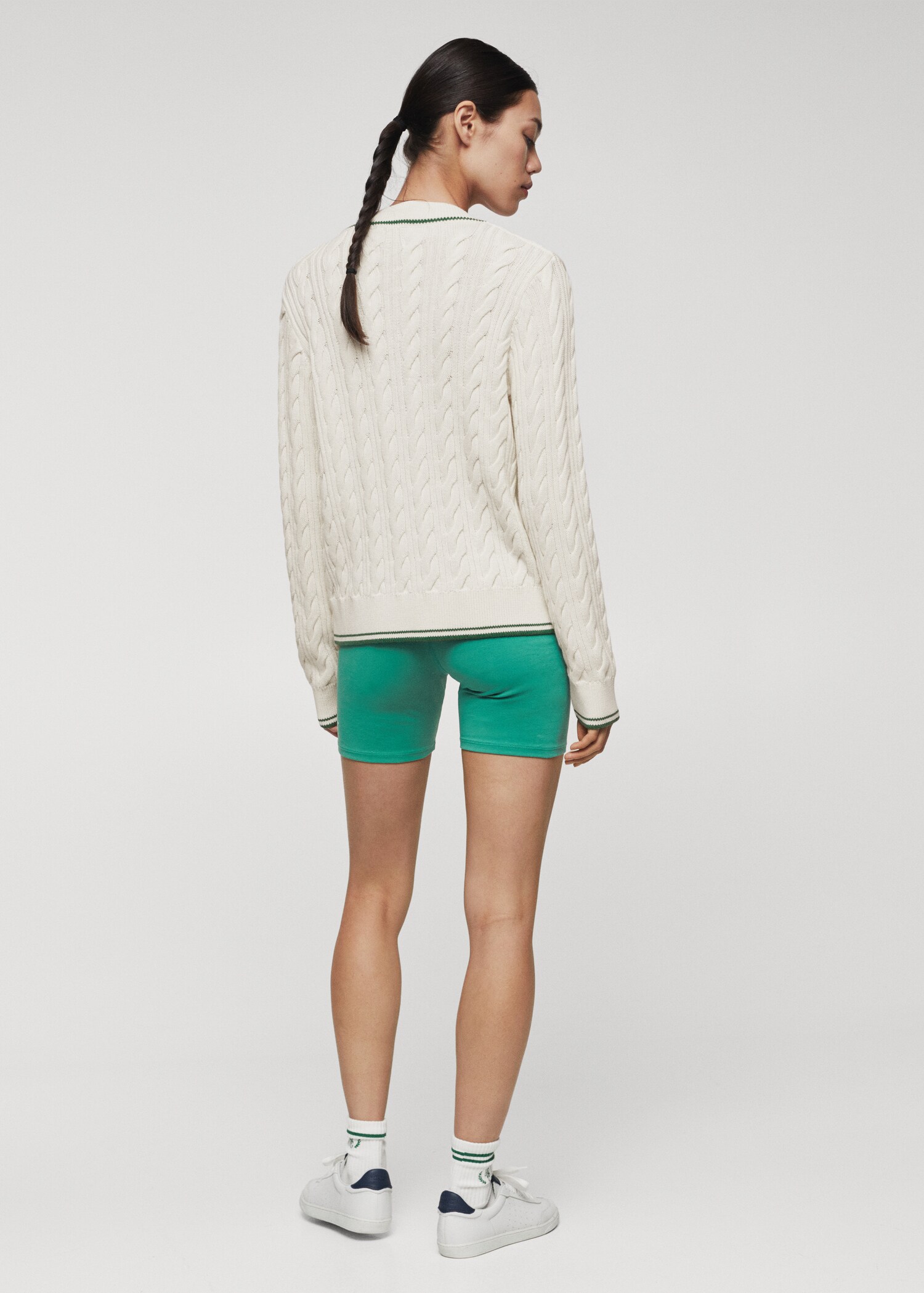 V-neck braided sweater - Reverse of the article