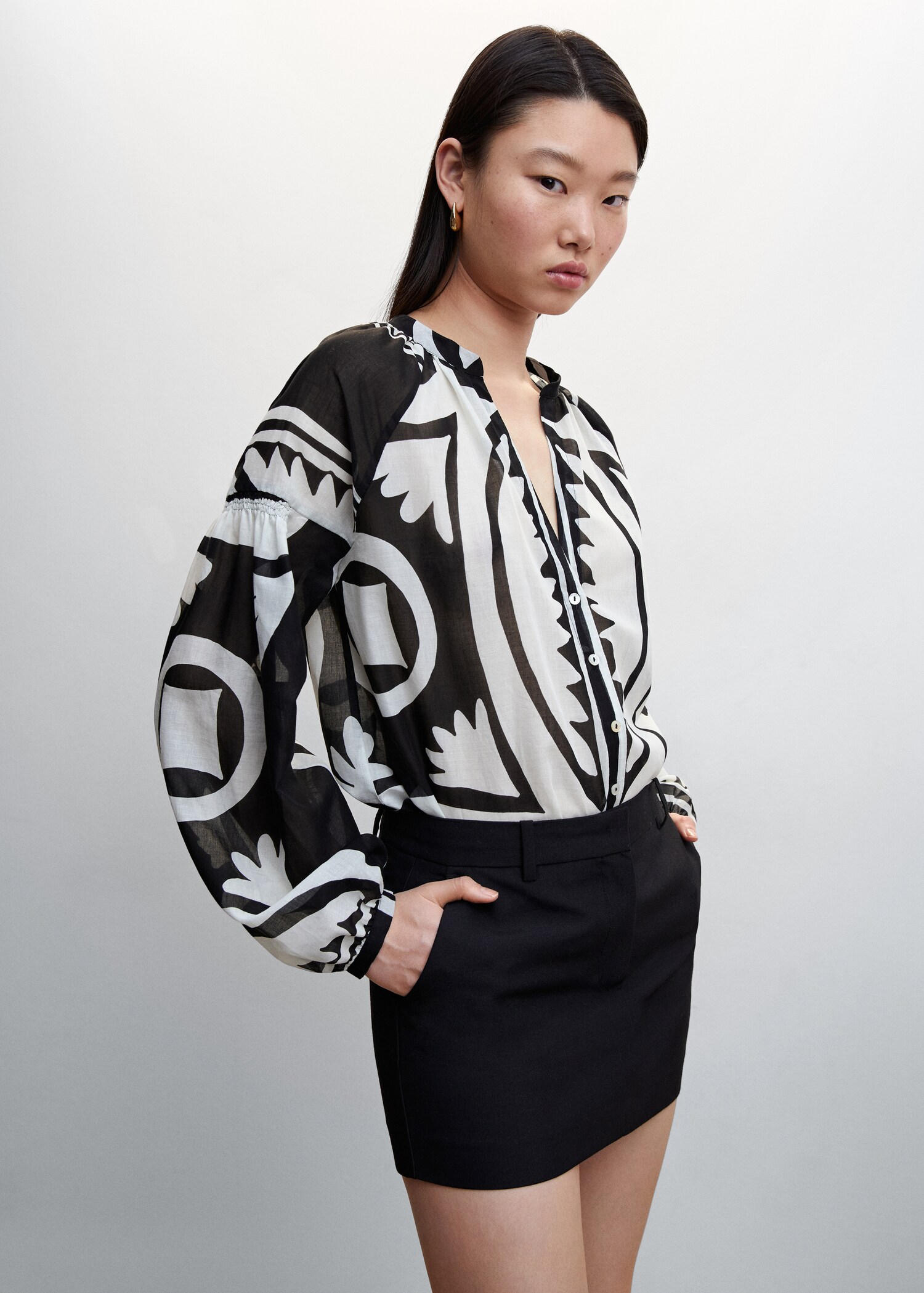 Puffed-sleeve printed shirt - Medium plane