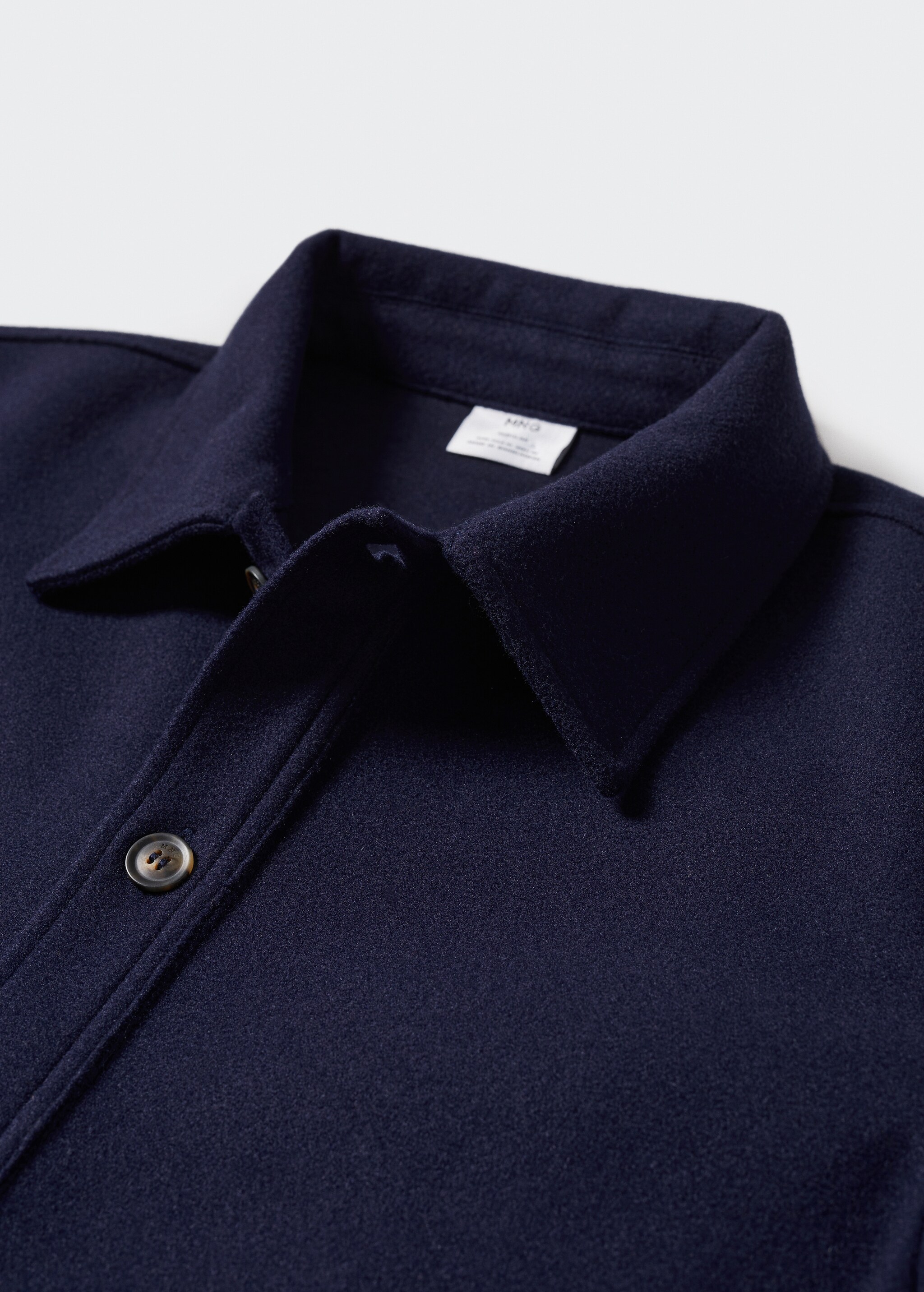 Textured overshirt with pockets - Details of the article 8