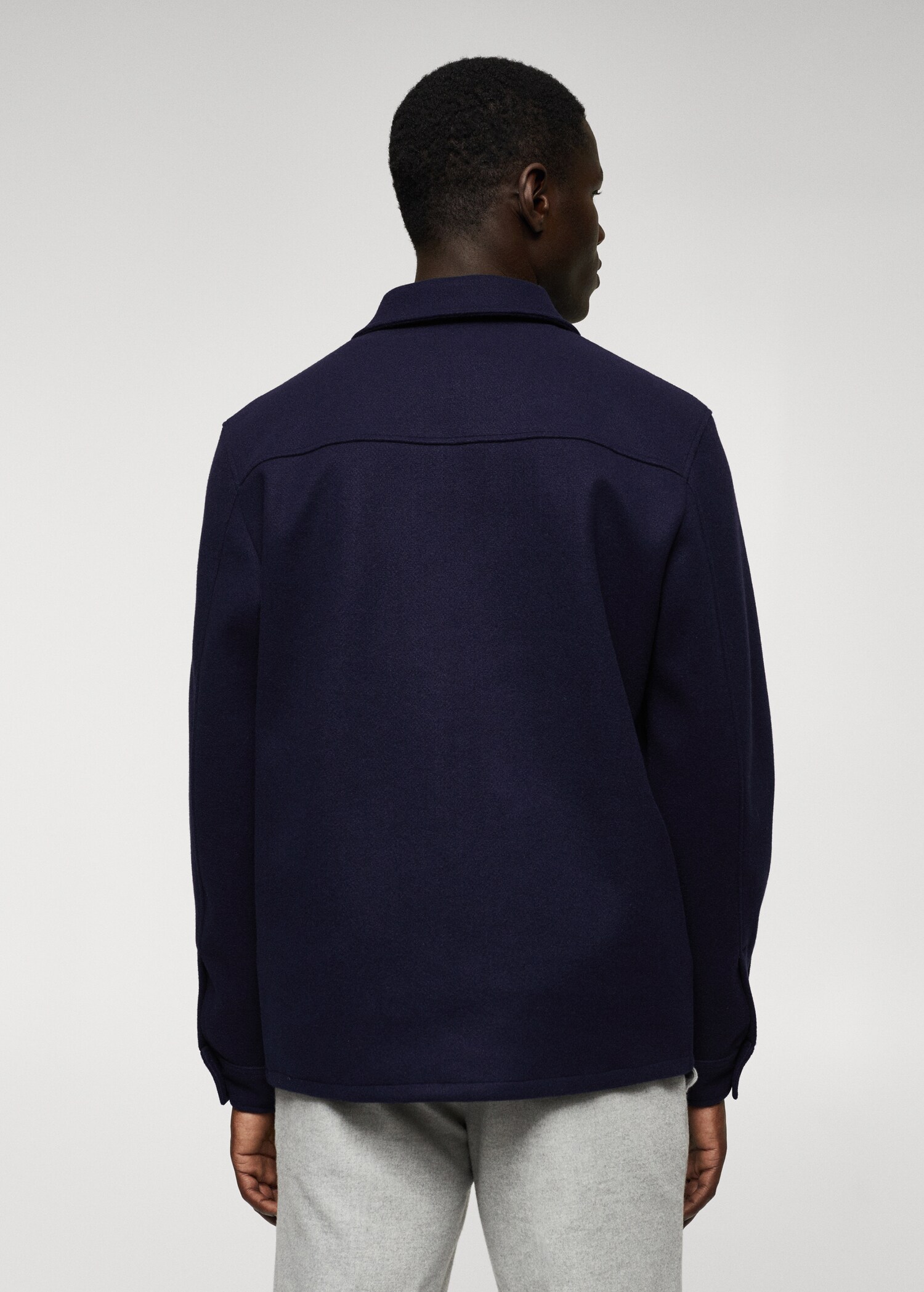 Textured overshirt with pockets - Reverse of the article