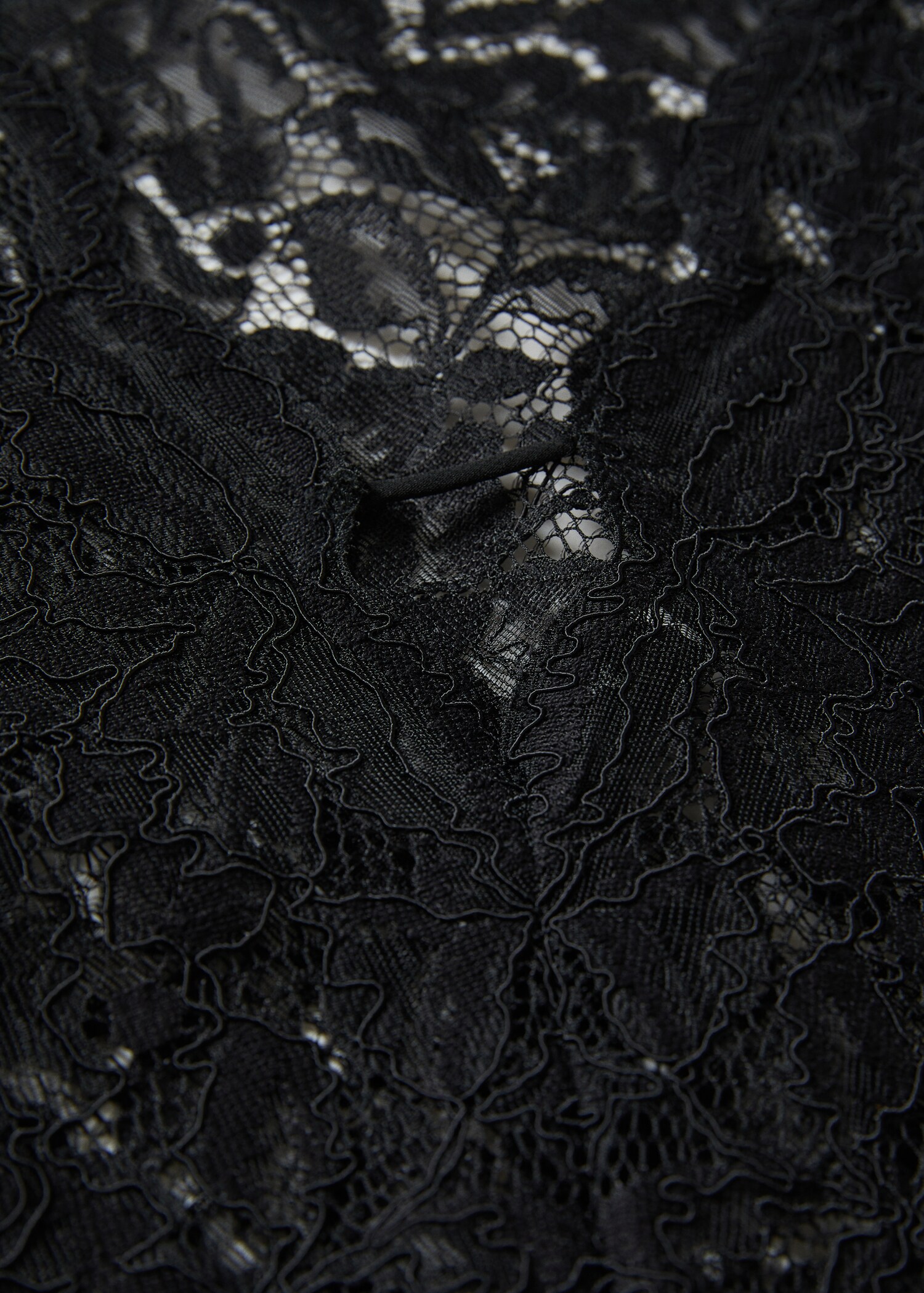 Guipure-Bluse mit Blumenmuster - Detail des Artikels 8