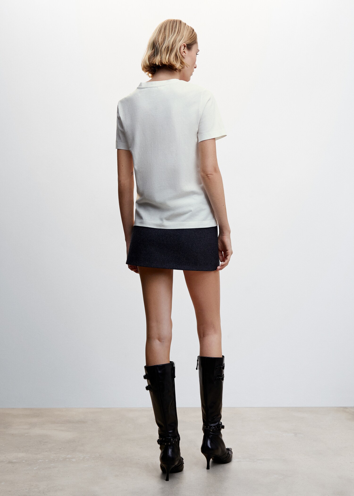 E.T. short sleeve T-shirt - Reverse of the article