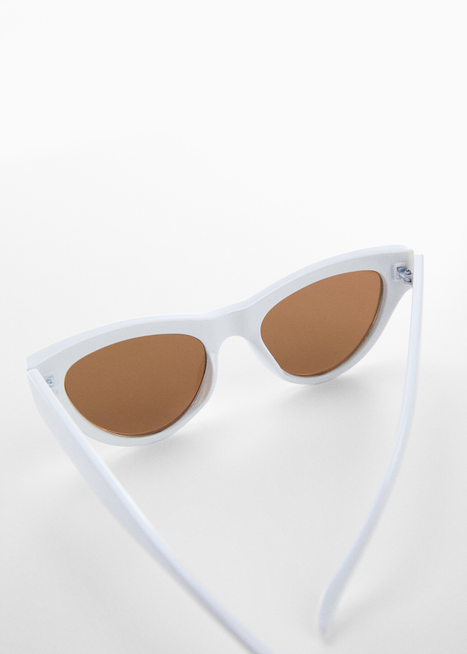 Cat-eye sunglasses - Details of the article 1