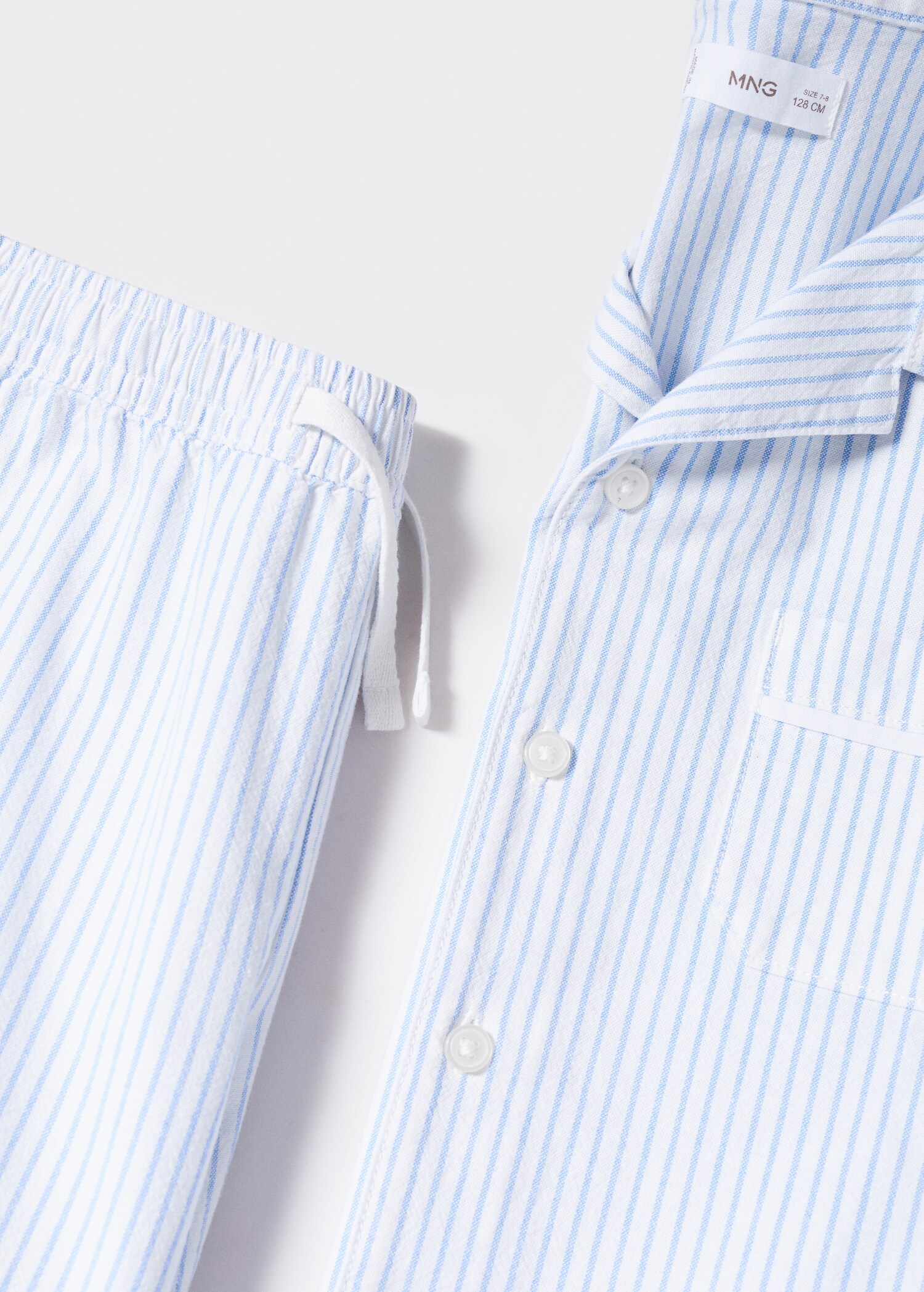 Langer Pyjama mit Streifen - Detail des Artikels 0