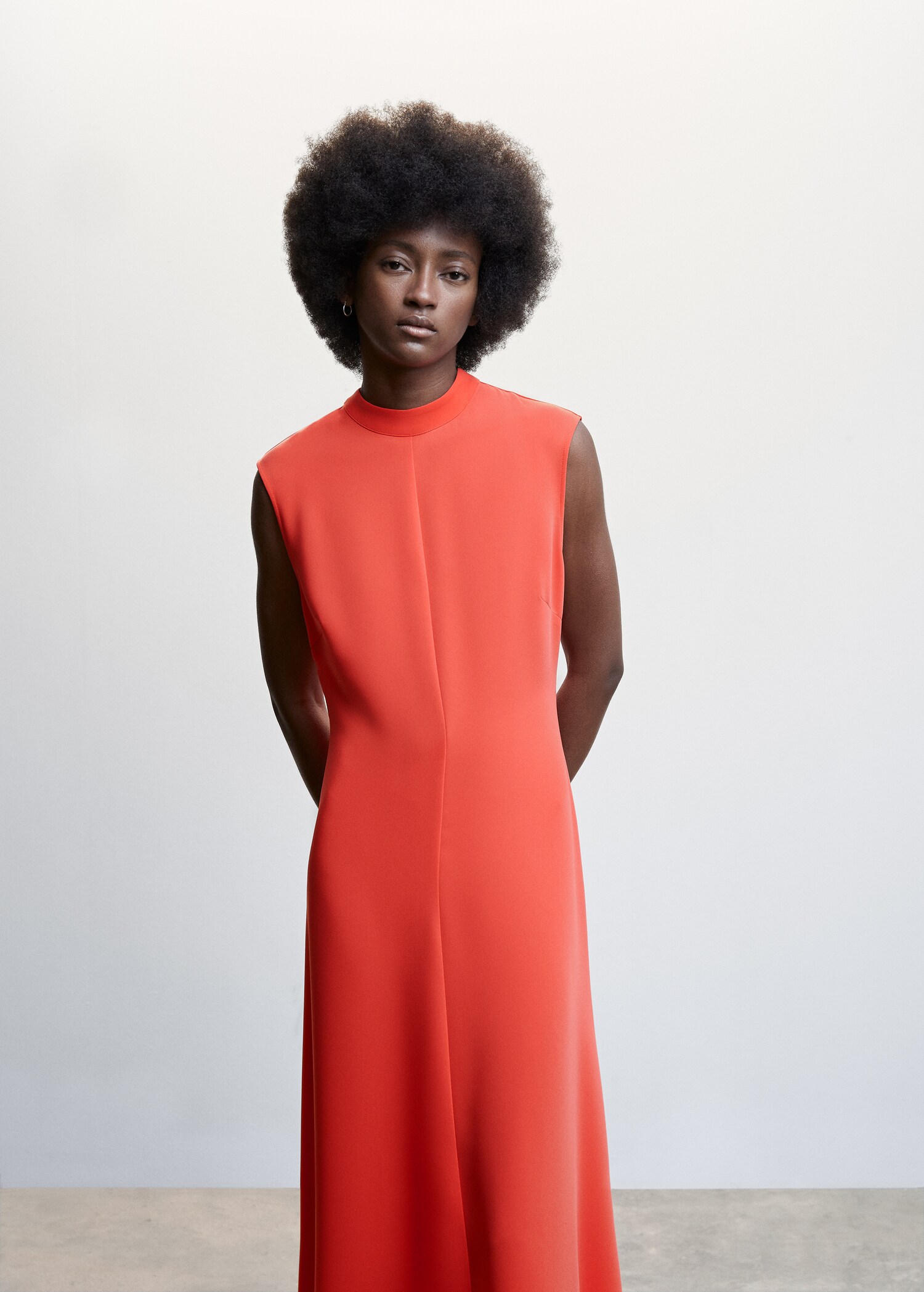 Long dress with bow - Medium plane