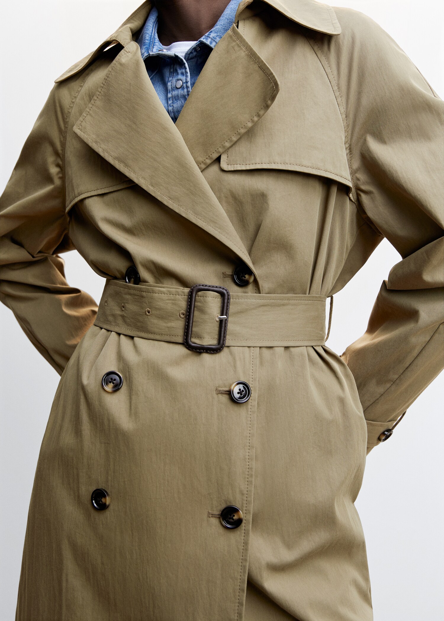 Double-button trench coat - Details of the article 6