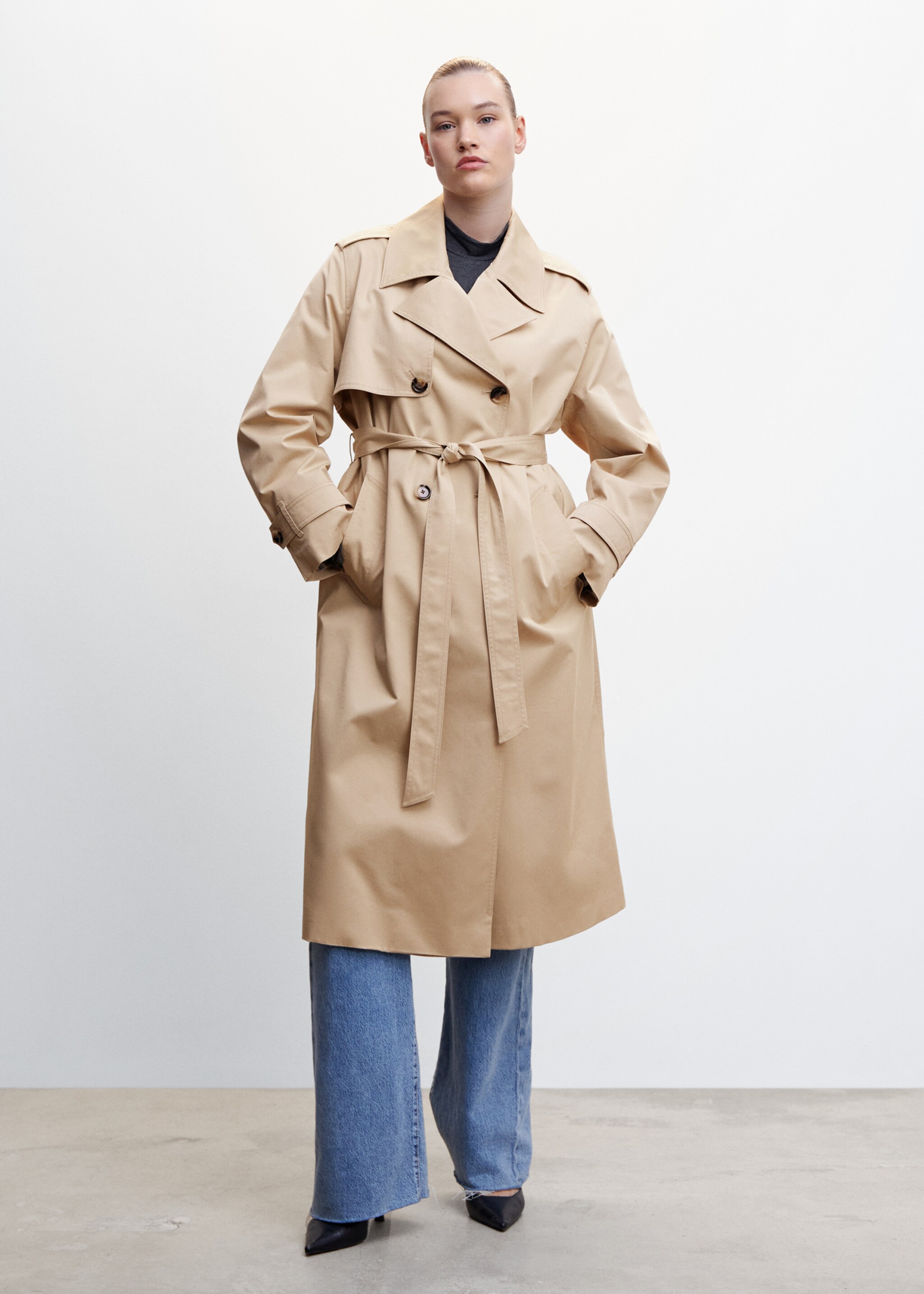 Double-breasted trench coat - Details of the article 3, Beige. Ref: 47064017-00.
