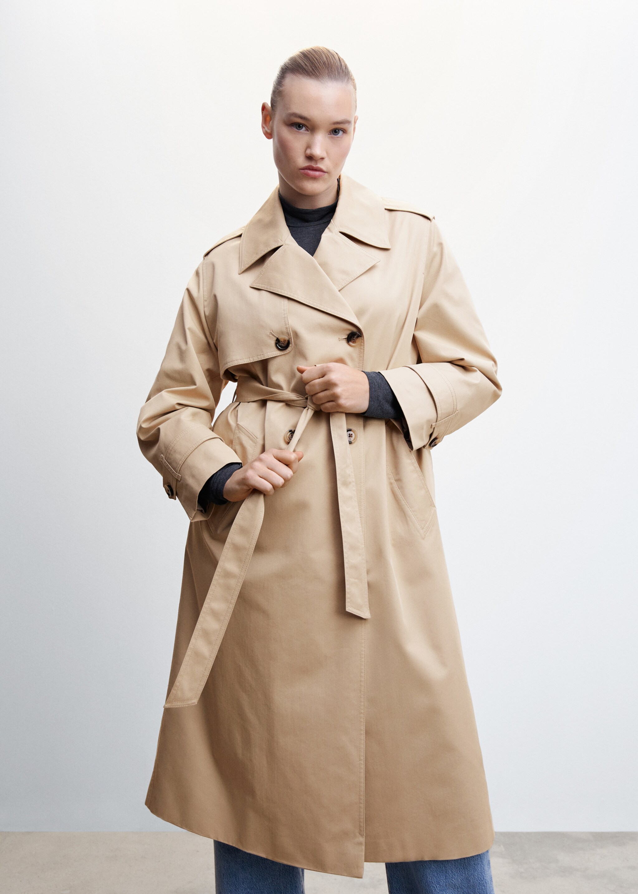 Double-breasted trench coat - Details of the article 5, Beige. Ref: 47064017-00.