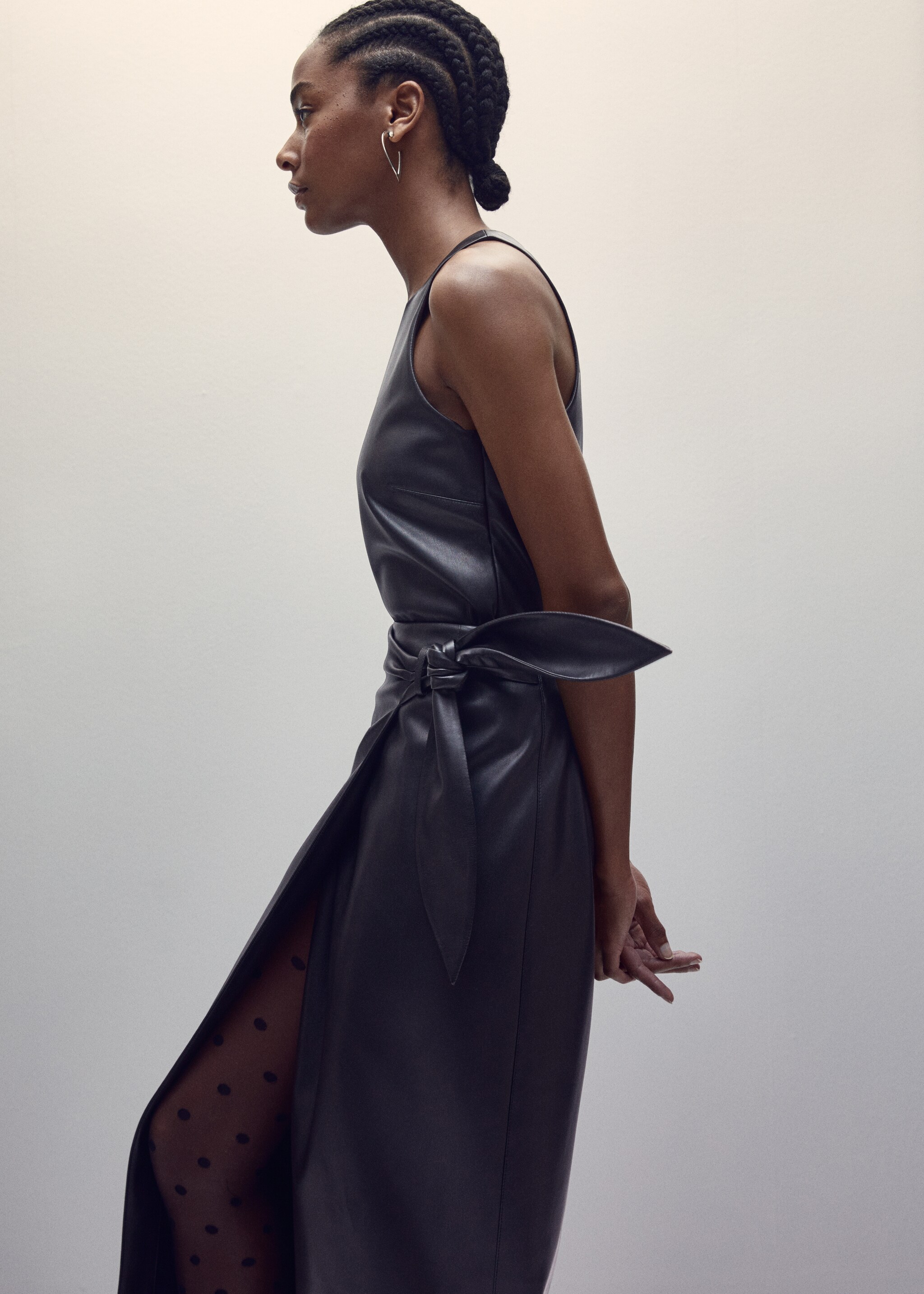 Leather-effect wrap skirt - Details of the article 7