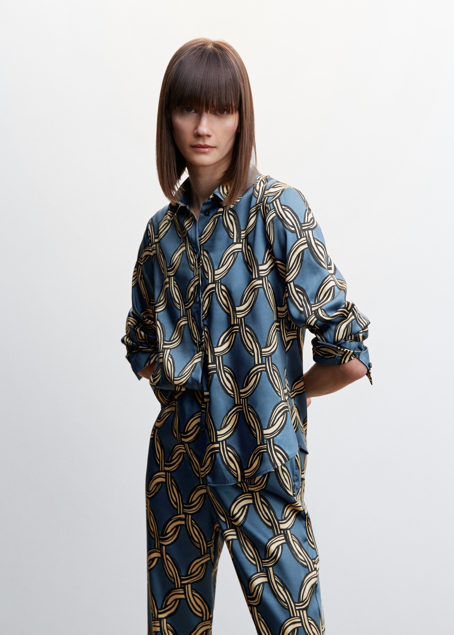 Satin printed pants - Details of the article 1