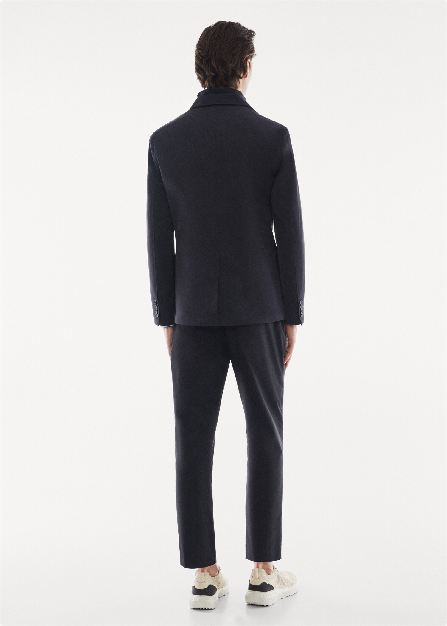 Slim-fit and water-repellent tailored jacket - Reverse of the article