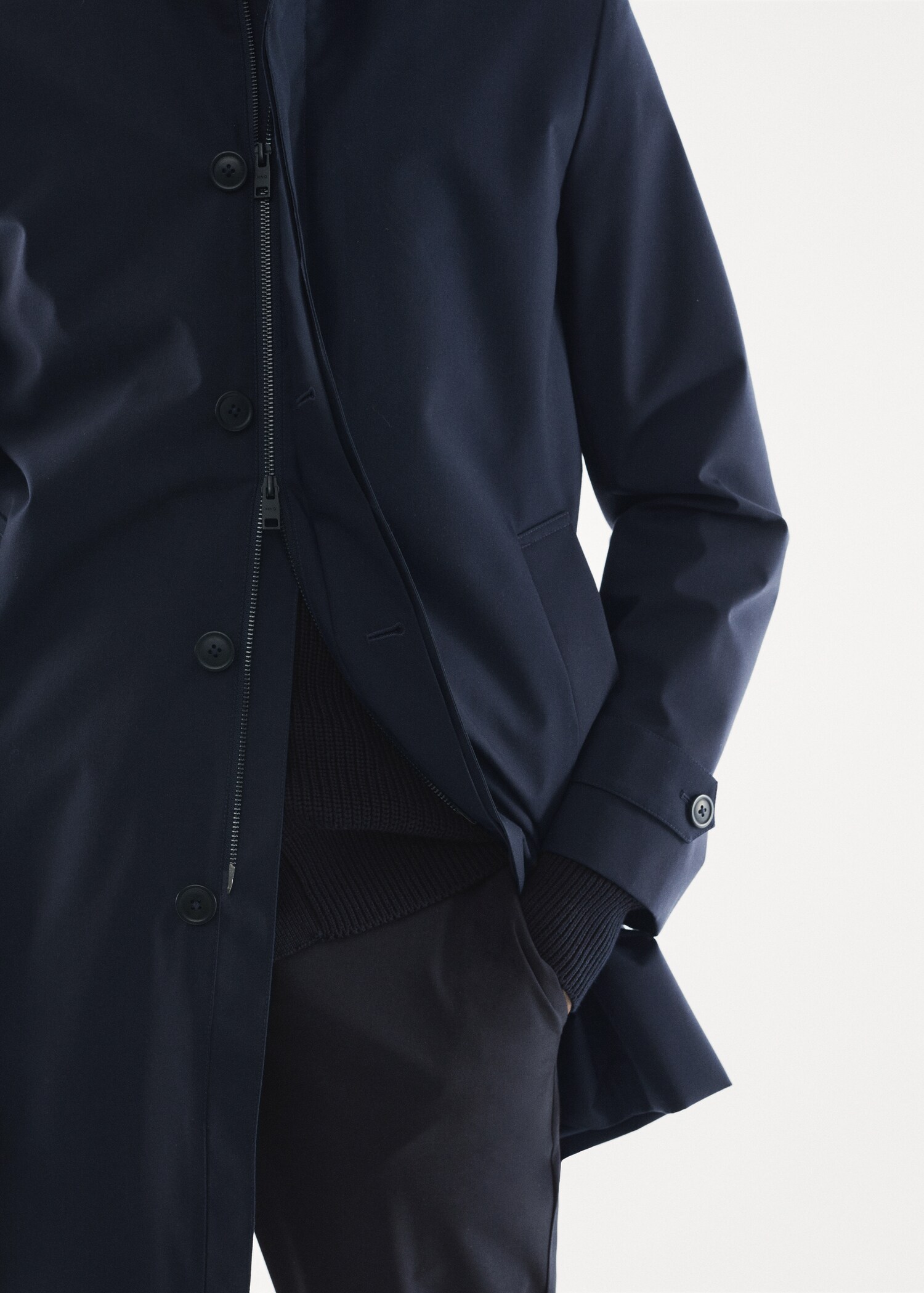 Water repellent trench - Details of the article 4