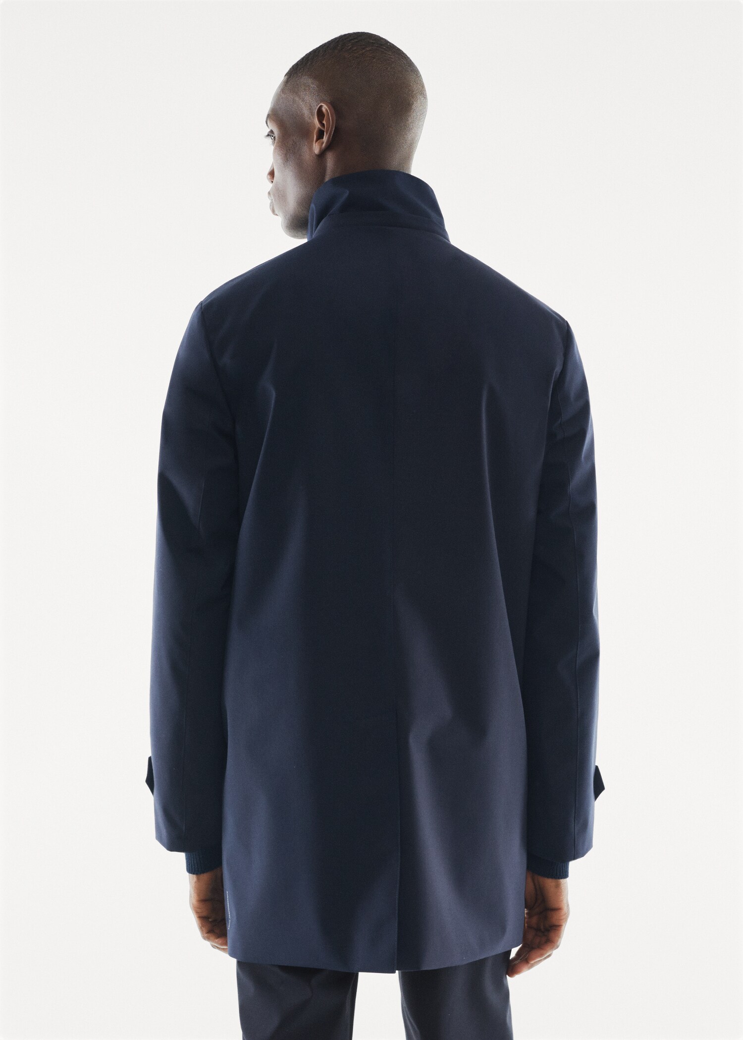 Water repellent trench - Reverse of the article