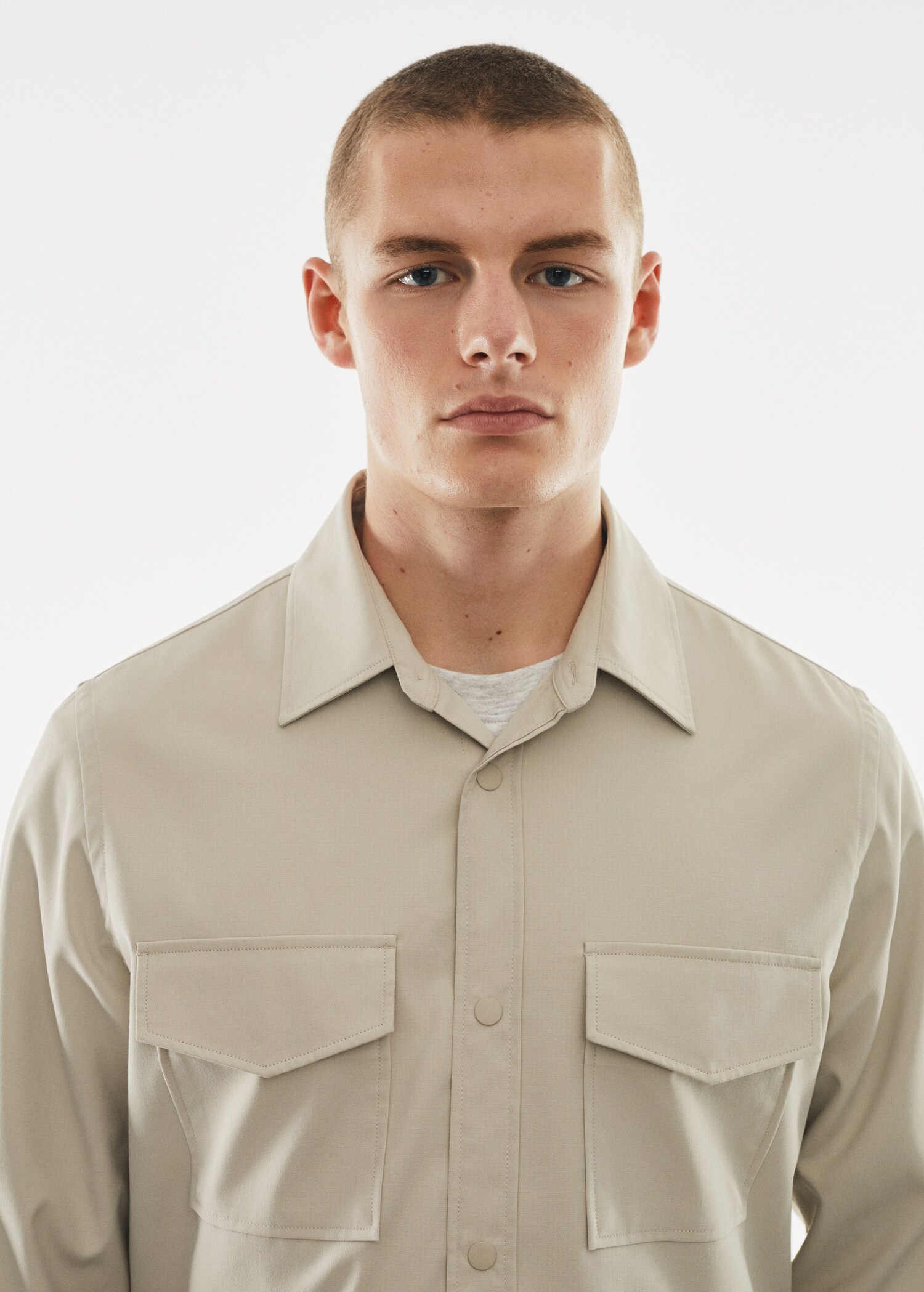 100% breathable cotton technical overshirt  - Details of the article 1