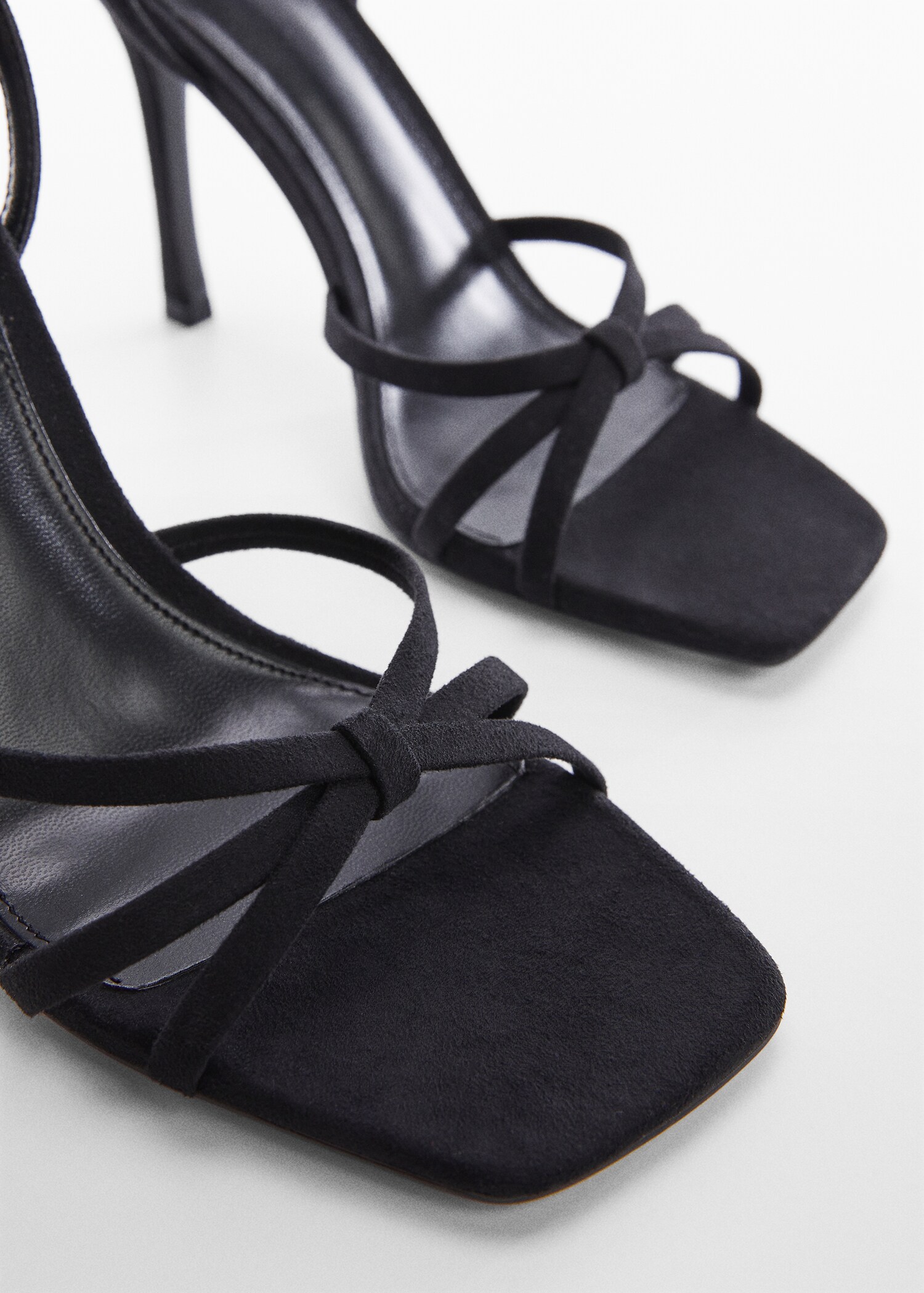 Strappy heeled sandals - Details of the article 1