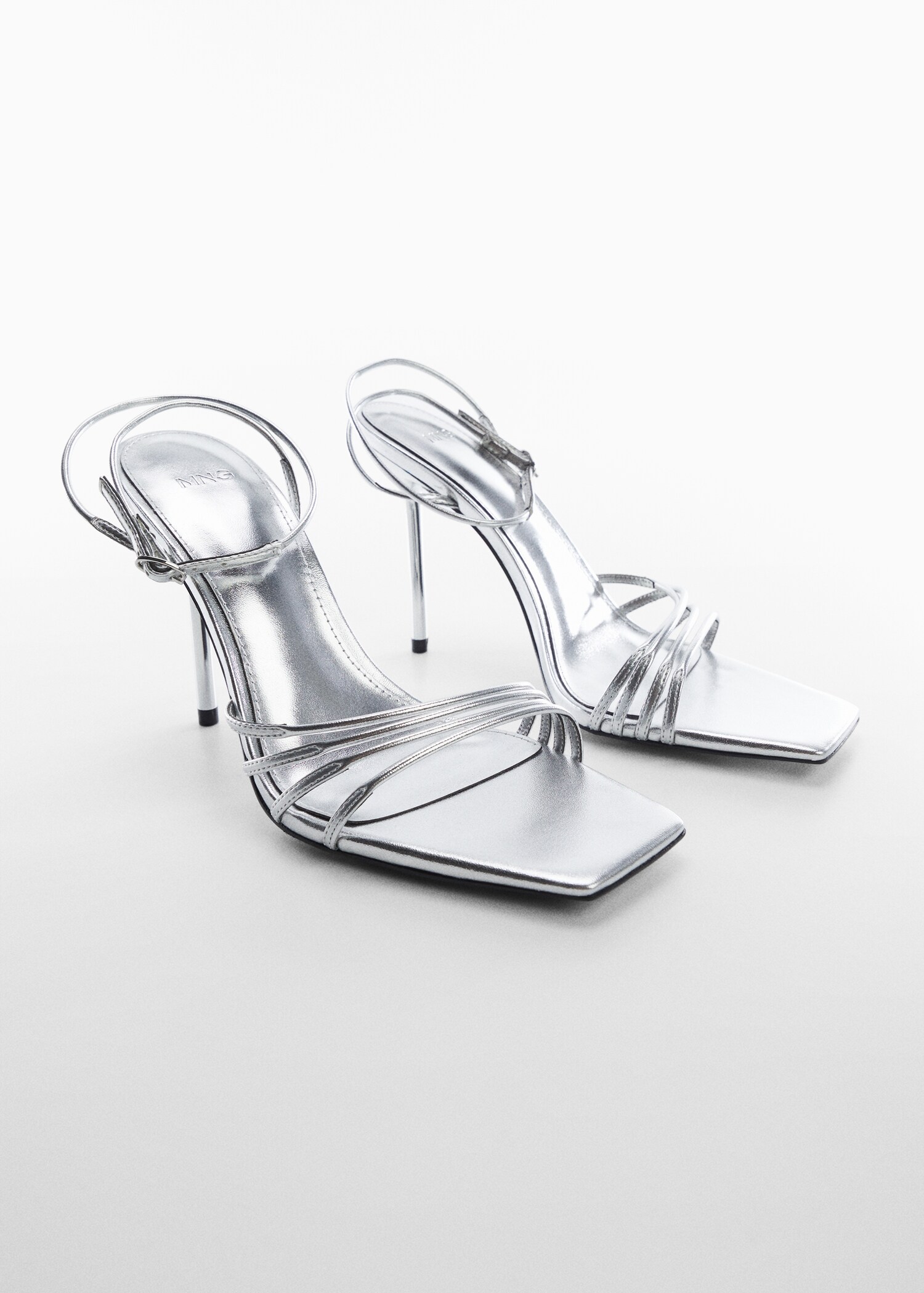 Strappy heeled sandals - Medium plane