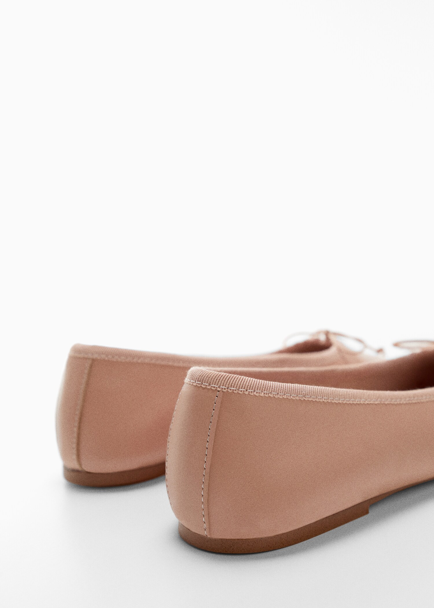 Bow leather ballerina - Details of the article 1