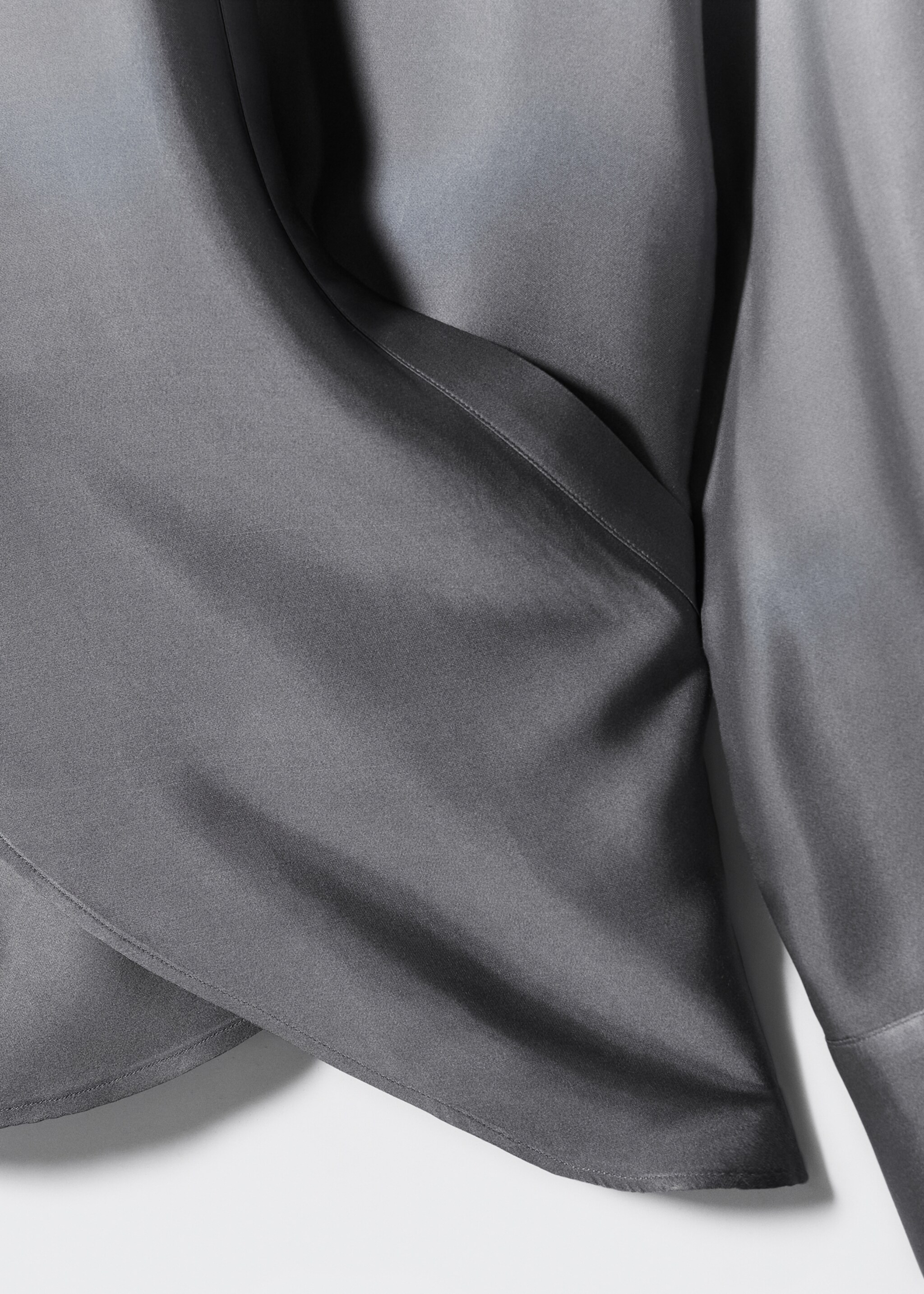 Gradient double-breasted shirt - Details of the article 8, Grey. Ref: 47064427-00.